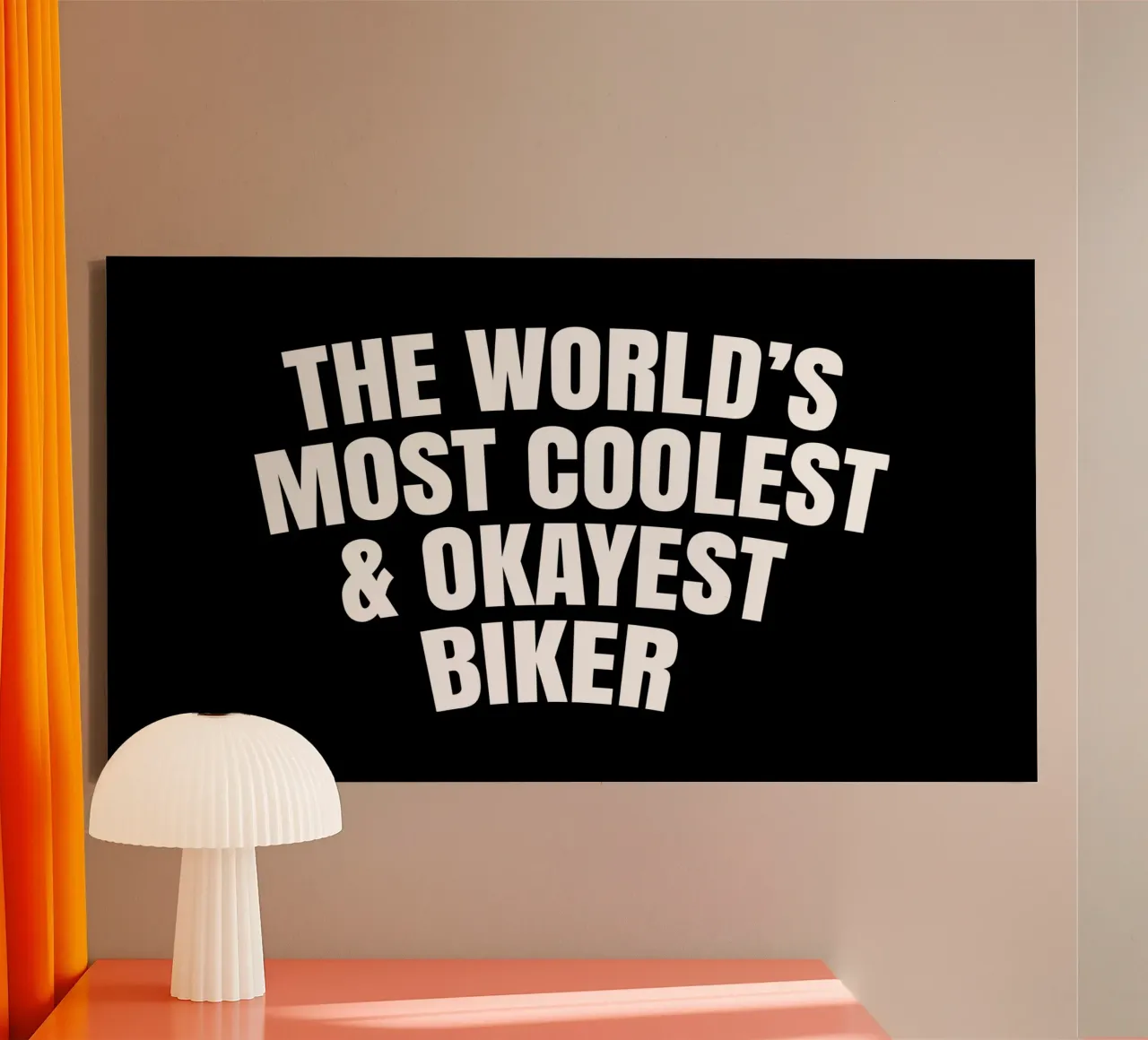 World's most coolest and okayest biker tela con Cornice a cassetta da happieeagle