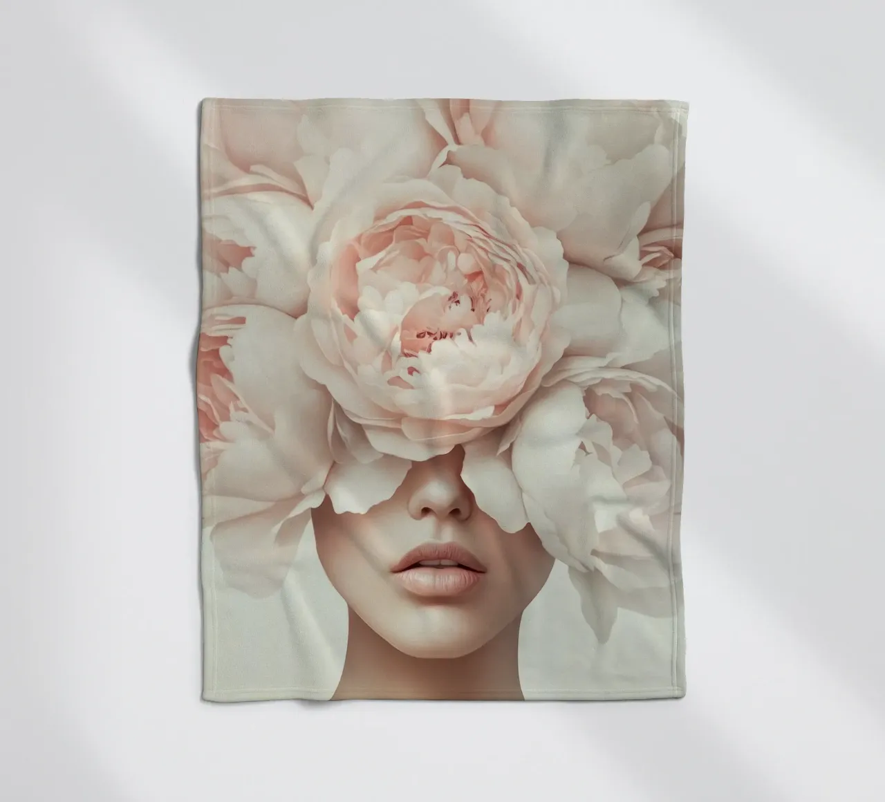Grazia in fiore coperta in pile da Modern Muse