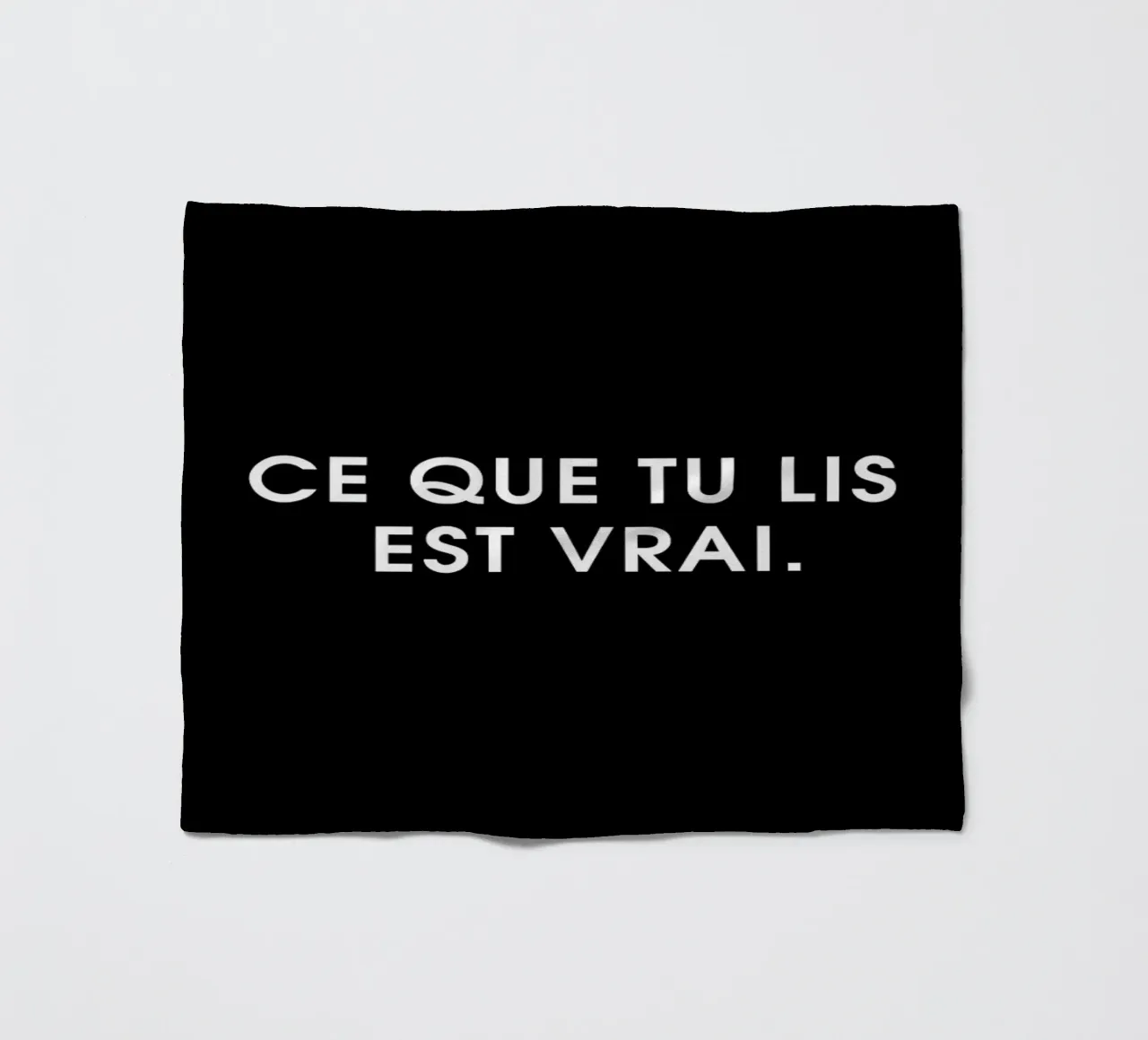 Ce que tu lis est vrai - Black coperta in pile da Intertitres