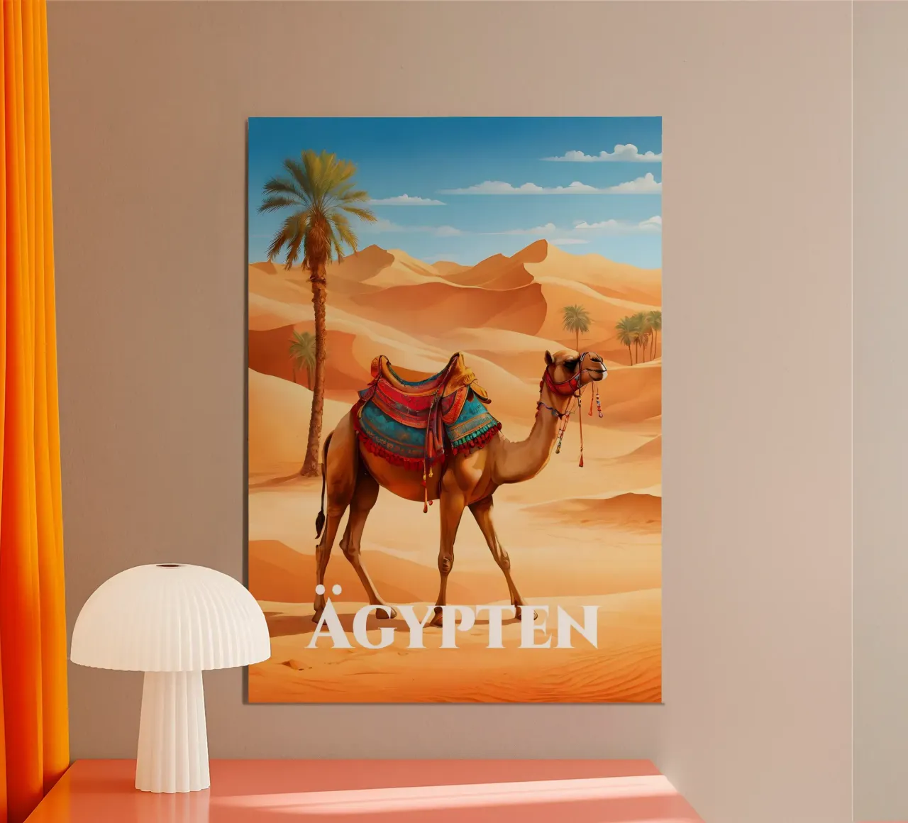 Egitto Cammello poster con telaio in legno da Charnwood Prints