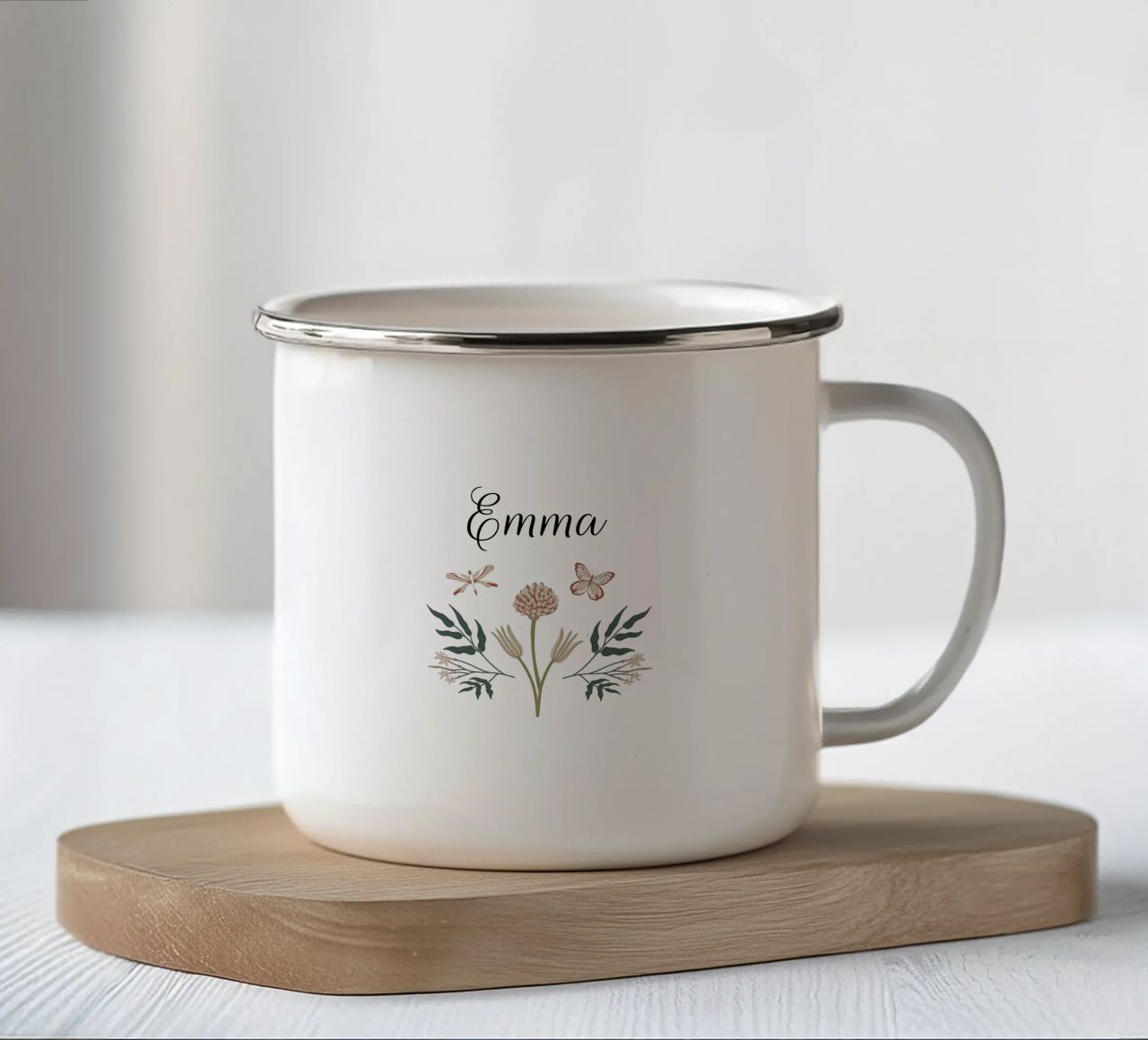 Flowers & Butterflies Bouquet with Name tazza in smalto da anisillustration