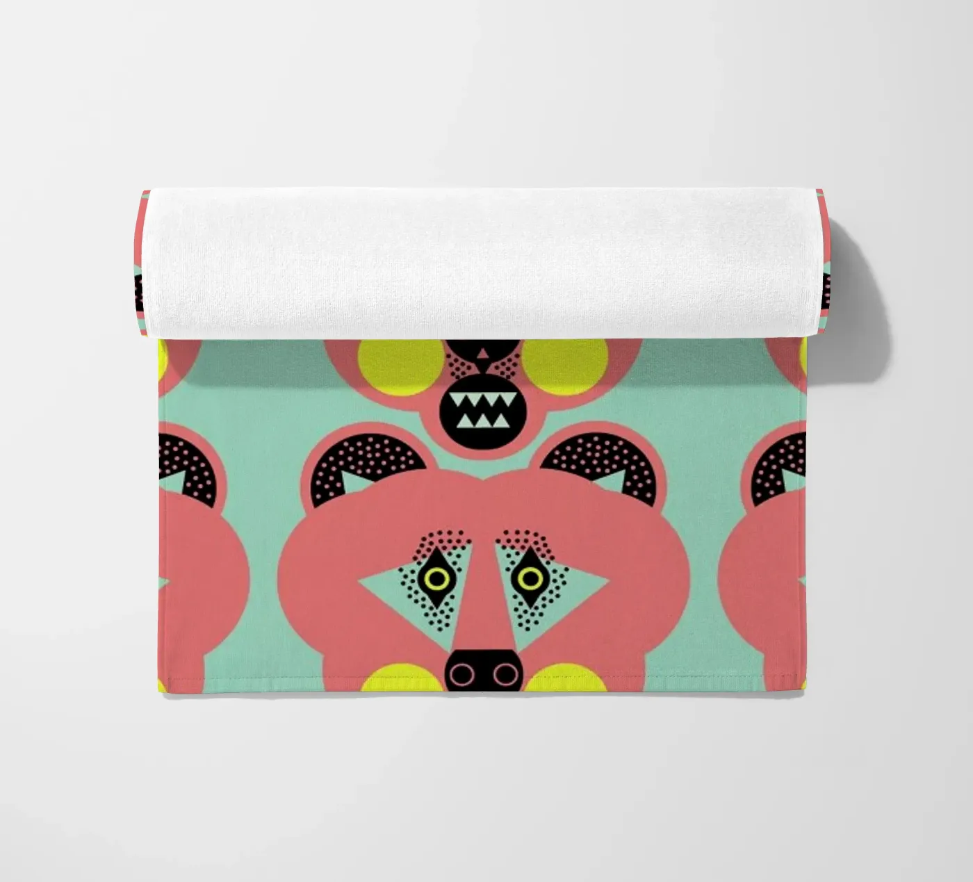 Bear Necessities strandhanddoek van Gareth Pollock Design