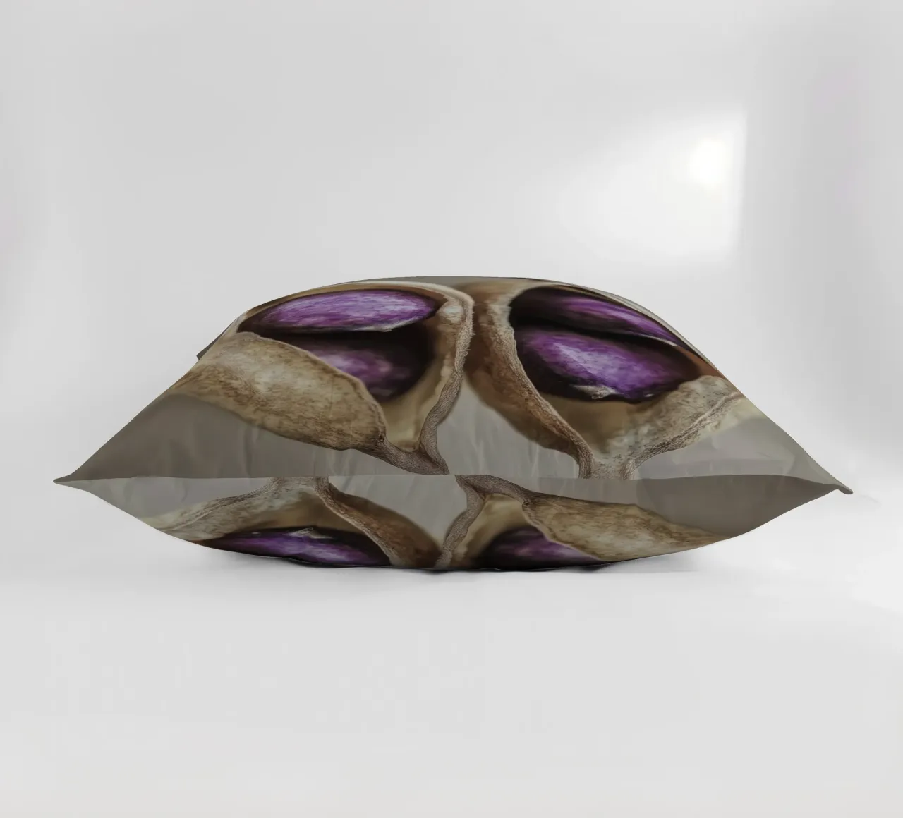 Purple Peas No 2 cuscino da treechild