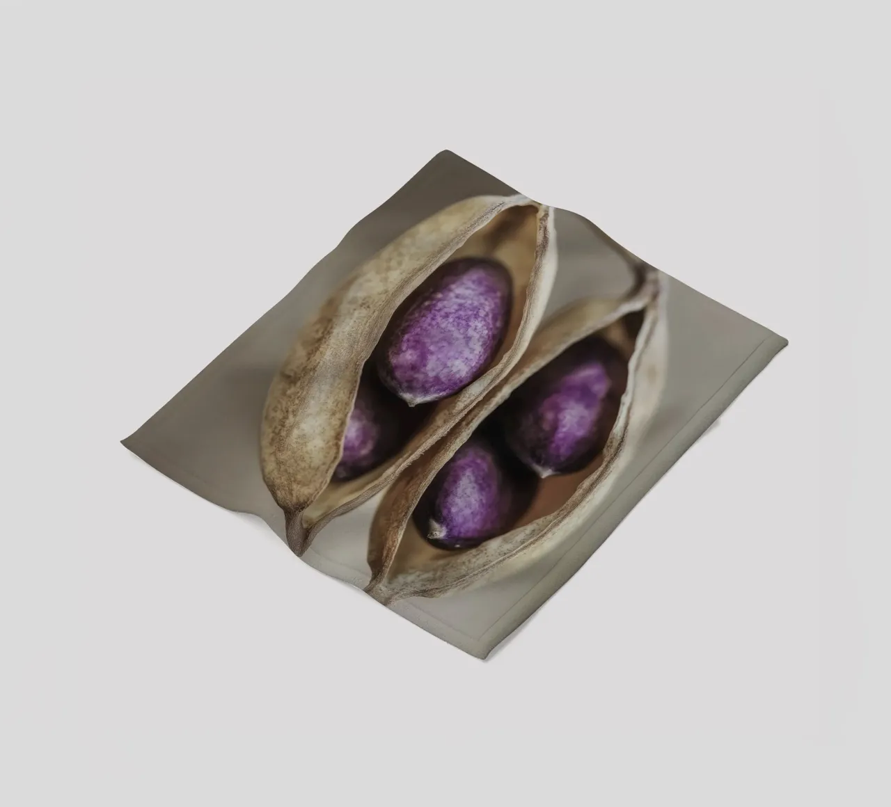 Purple Peas No 2 coperta in pile da treechild