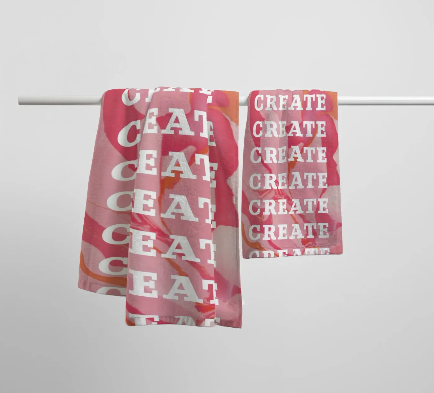 create create create badhanddoek van Daily Inspiration