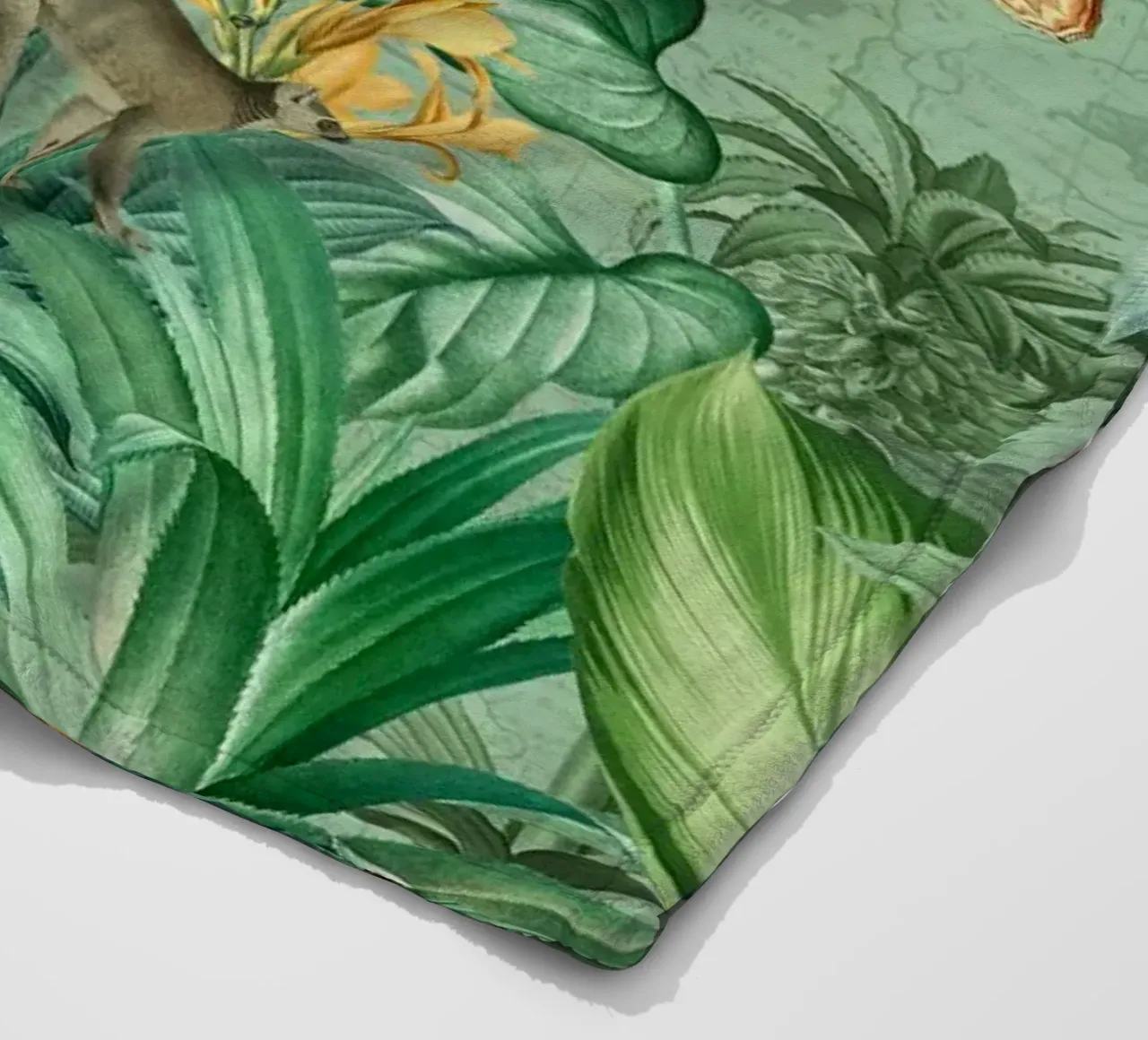 Vintage Jungle Adventures fleece blanket by Vintage World - Uta Naumann