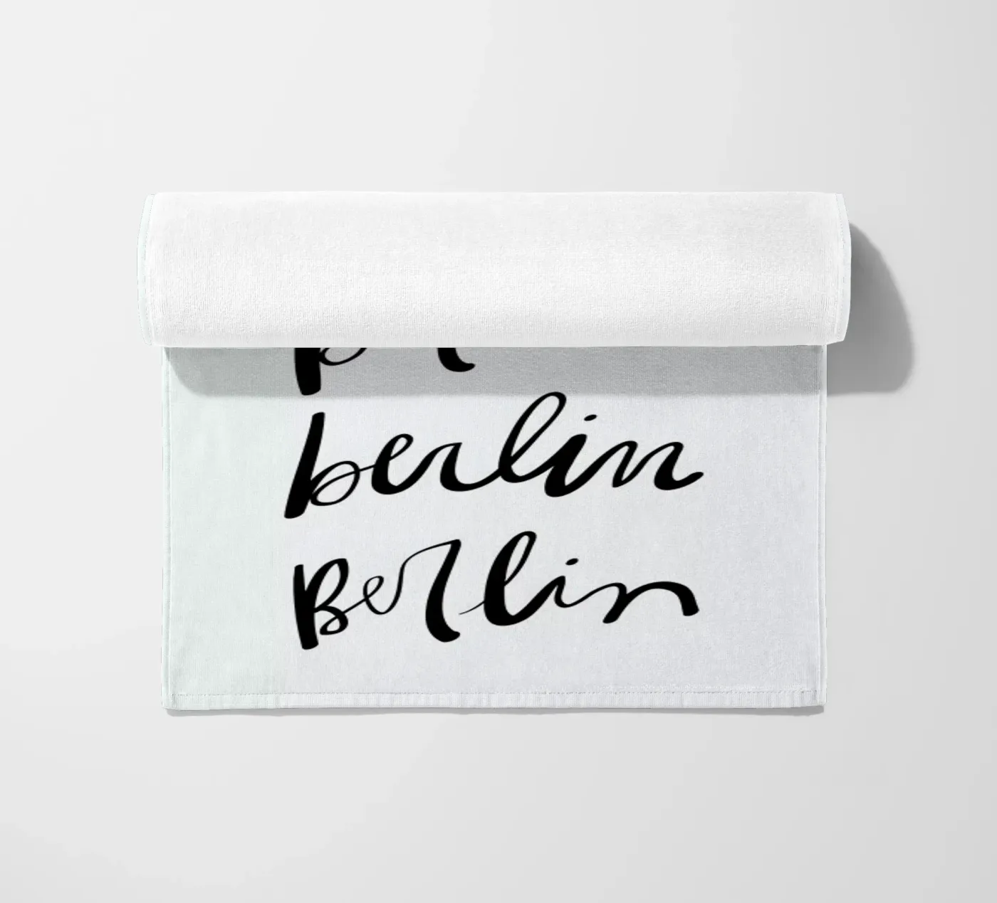 Berlin Typography telo mare da Kristen Polsinelli