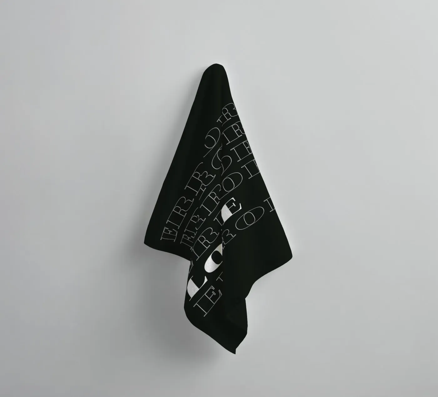 error error love error asciugamano da bagno da Daily Inspiration