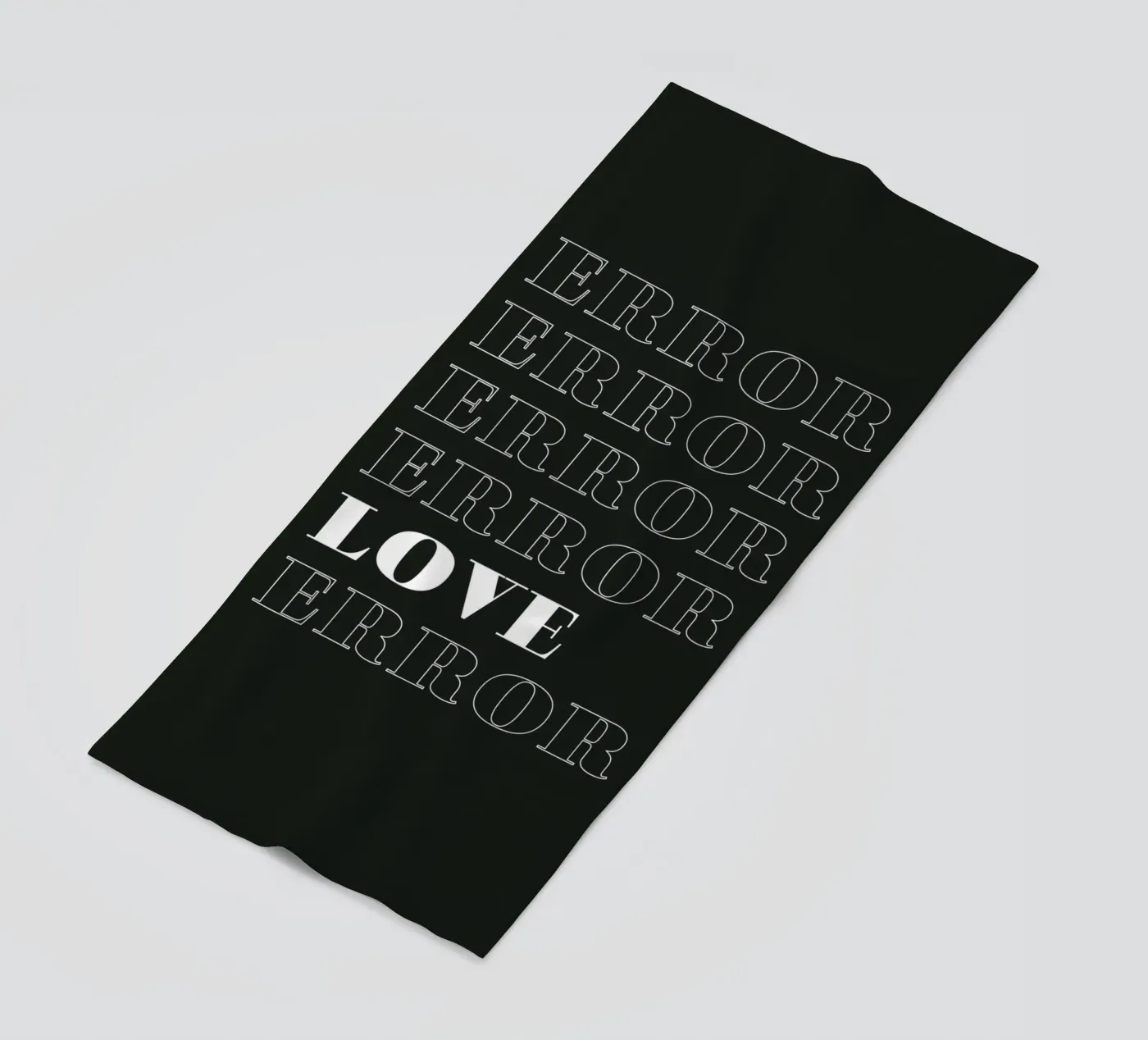 error error love error Strandtuch von Daily Inspiration