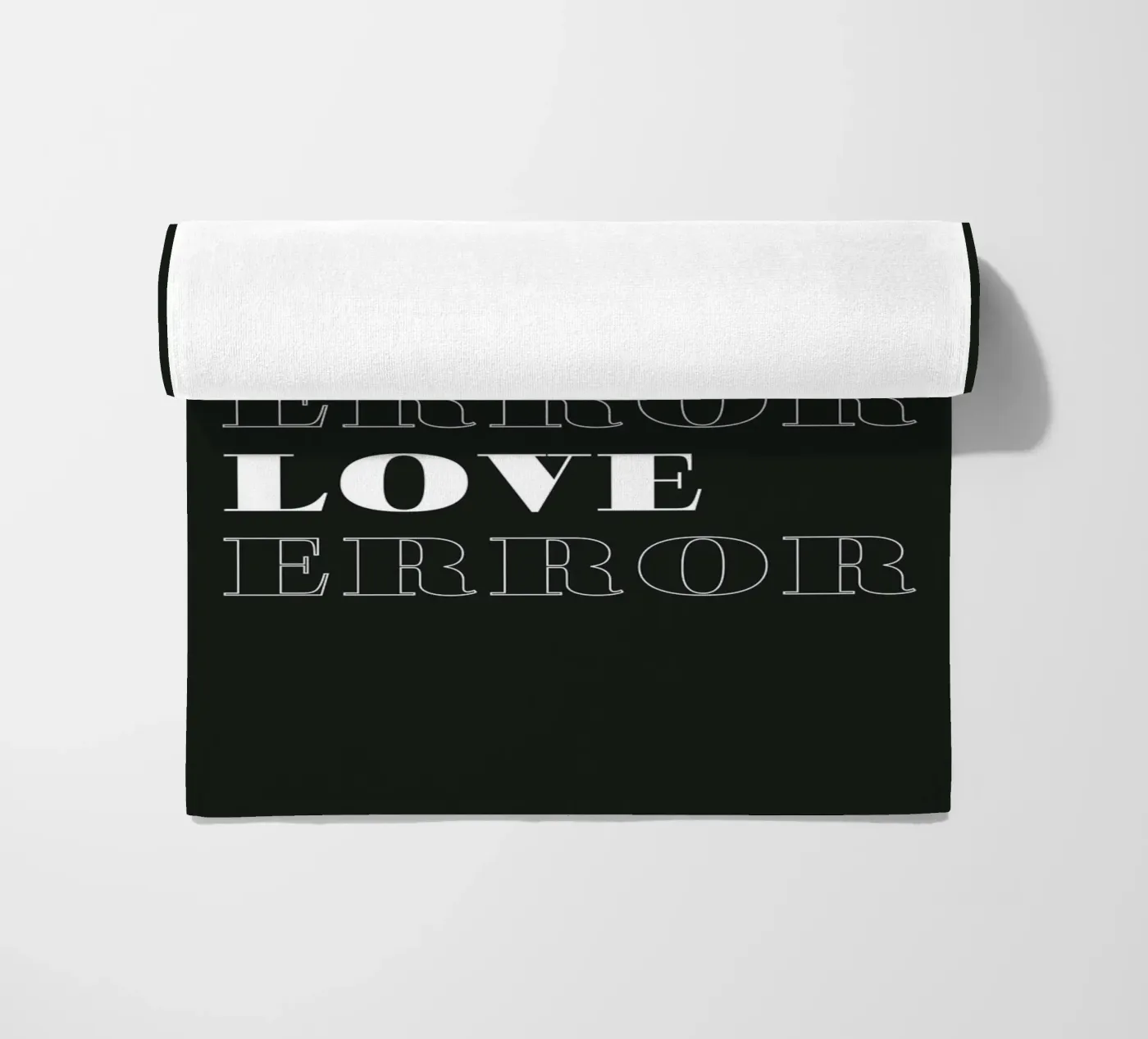 error error love error Strandtuch von Daily Inspiration
