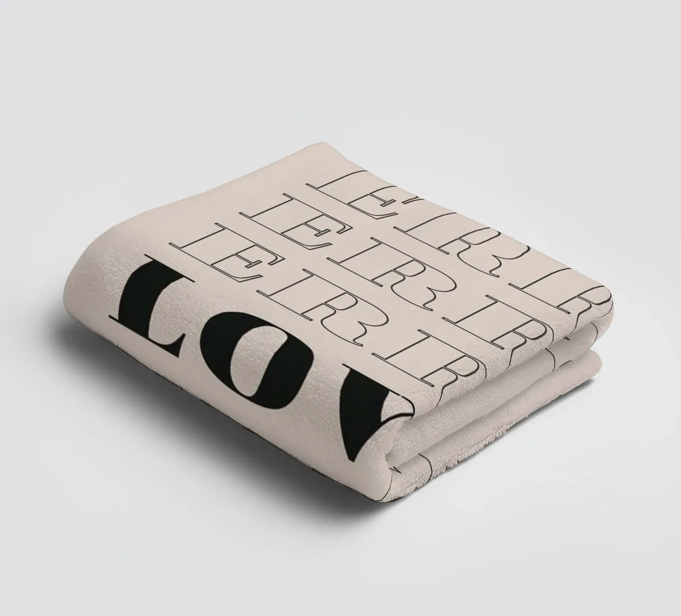 error error love error Handtuch von Daily Inspiration