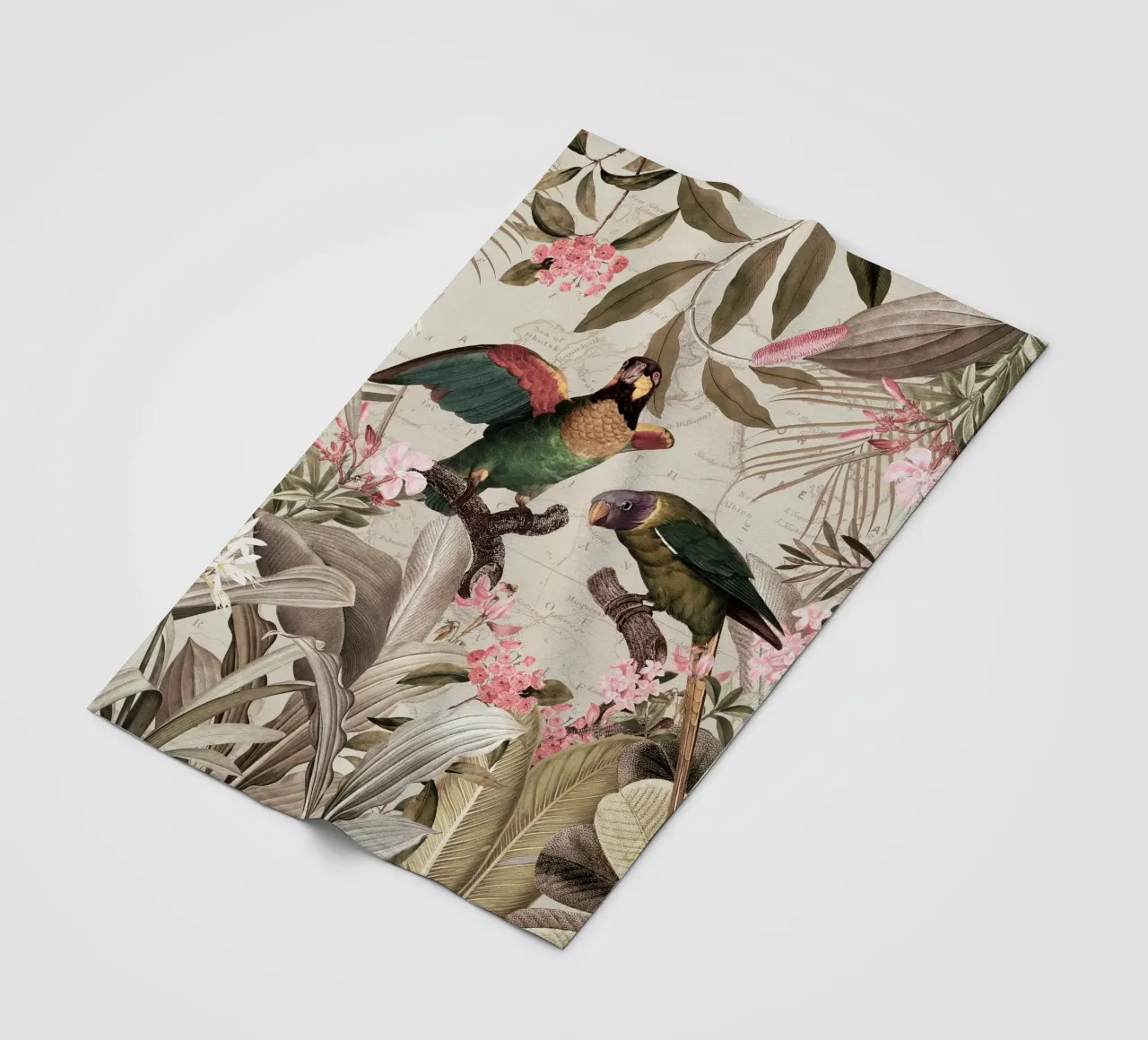 Pappagalli esotici colorati e nostalgici in una giungla tropicale 2 coperta in pile da Vintage World - Uta Naumann