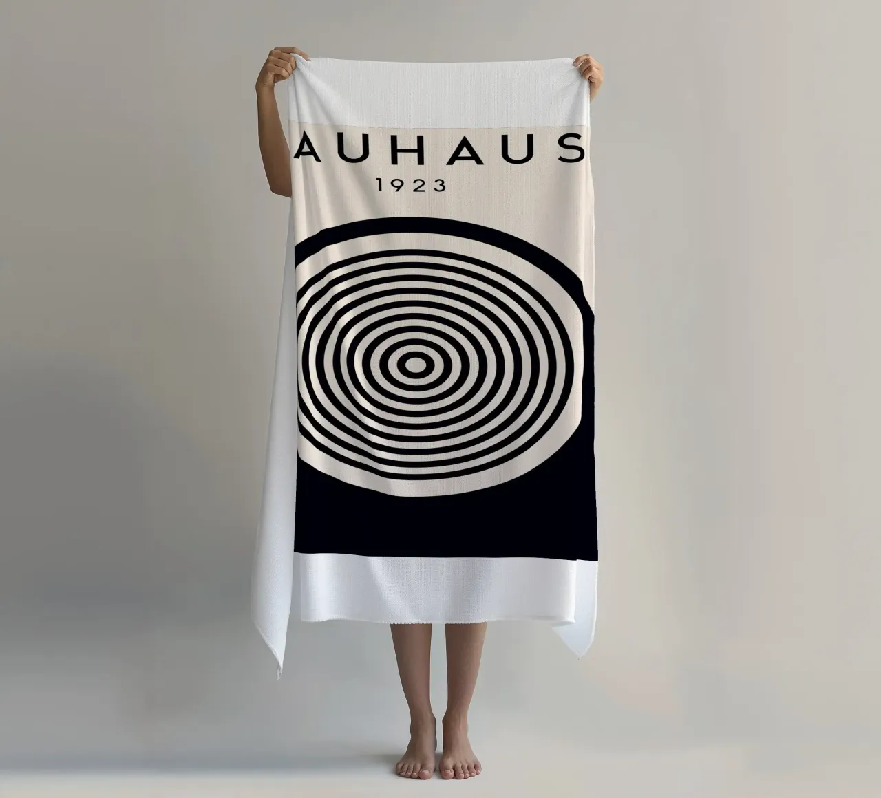Grafica Bauhaus 1923 - Design minimalista in bianco e nero telo mare da Whole©