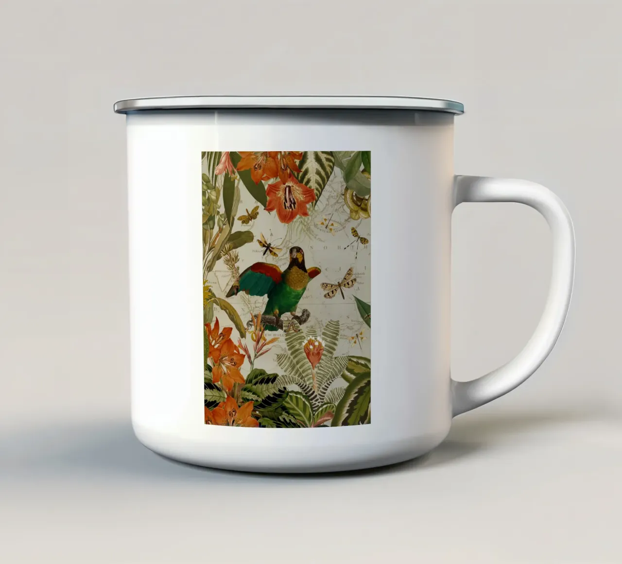 Pappagalli esotici colorati e nostalgici in una giungla tropicale tazza in smalto da Vintage World - Uta Naumann