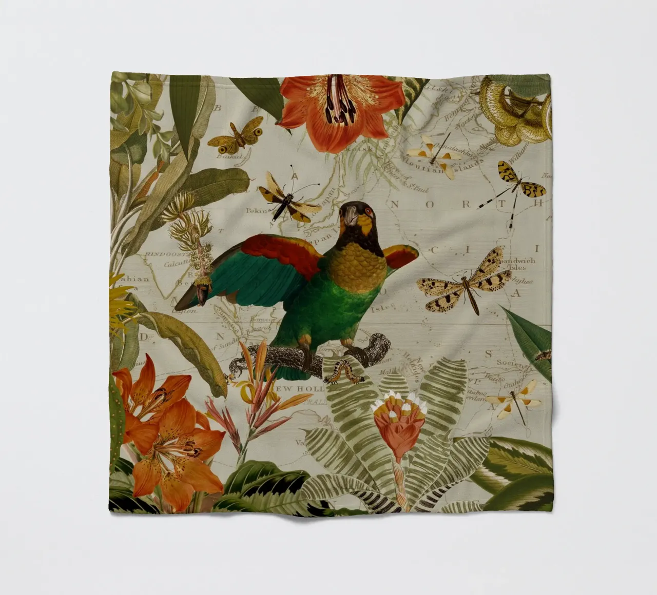 Pappagalli esotici colorati e nostalgici in una giungla tropicale coperta in pile da Vintage World - Uta Naumann