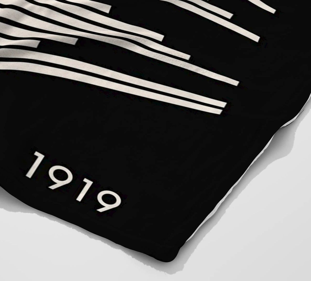 Mostra Bauhaus 1919 - Design a linee geometriche coperta in pile da Whole©