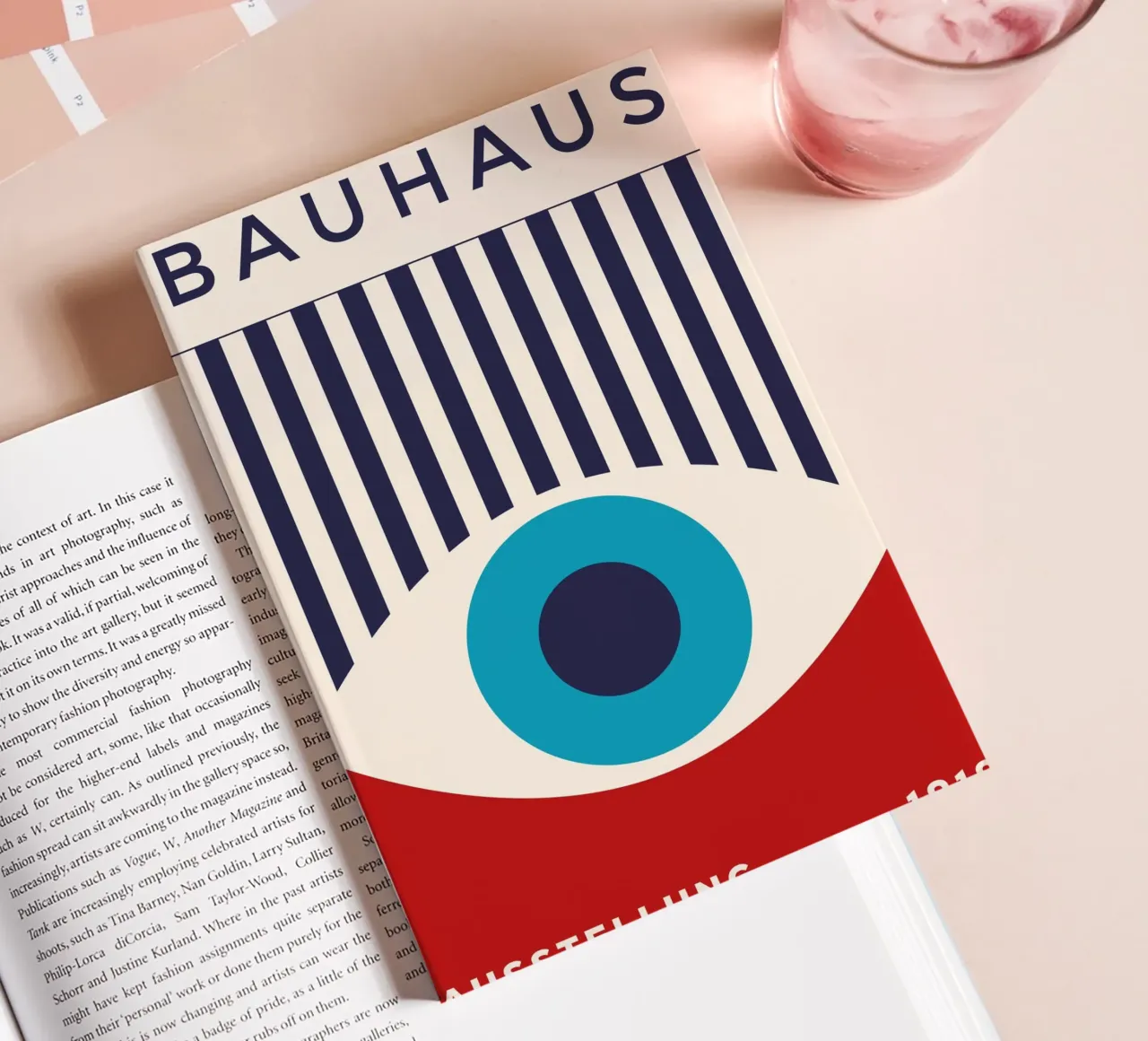 Bauhaus 1919 – Abstraktes Auge-Design, moderne Grafik Notizbuch von Whole©