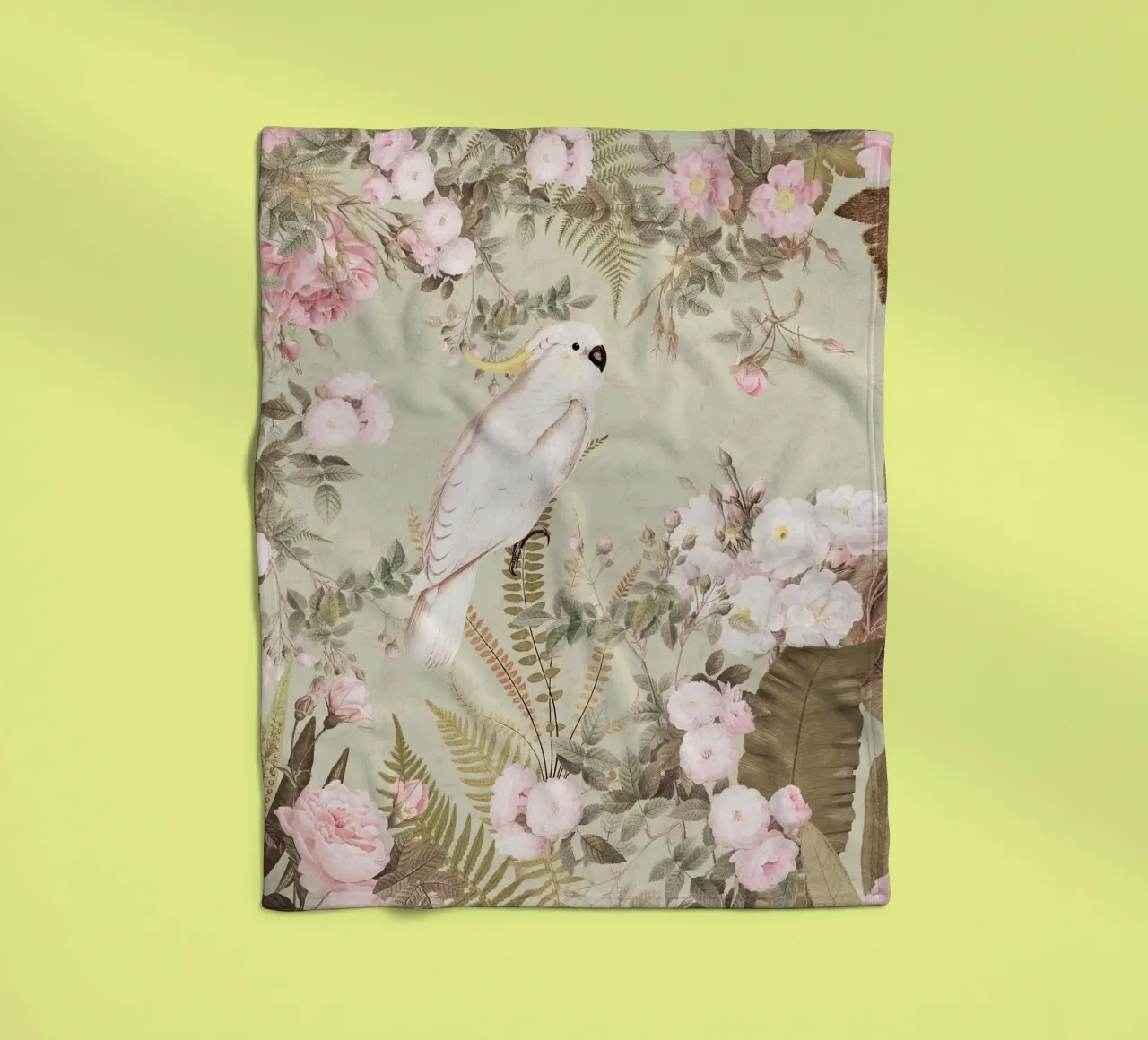 Cacatua esotici d'epoca in una splendida giungla di rose 2 coperta in pile da Vintage World - Uta Naumann