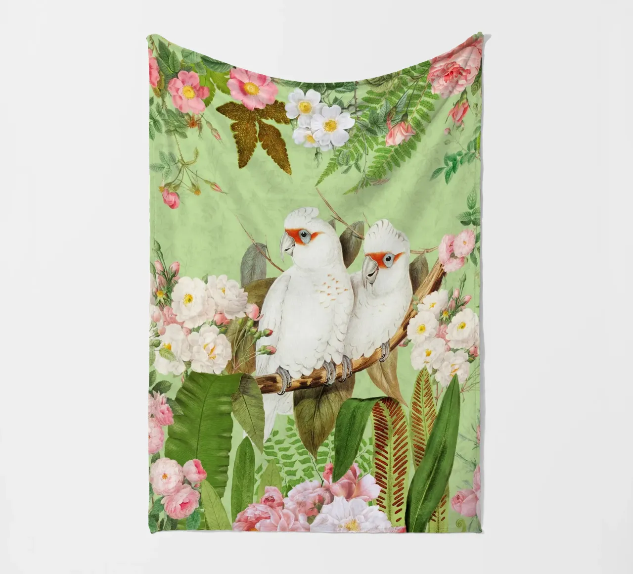 Cacatua esotici d'epoca in una splendida giungla di rose 2 coperta in pile da Vintage World - Uta Naumann