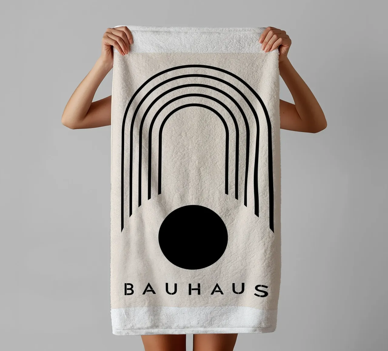 Arco di cerchio Bauhaus - Design minimalista in bianco e nero asciugamano da bagno da Whole©