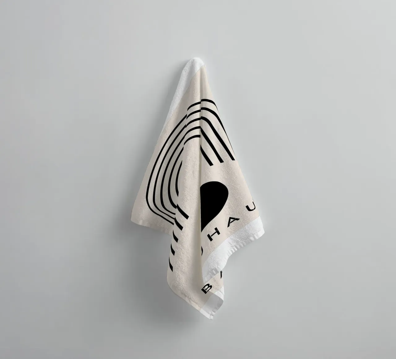 Arco di cerchio Bauhaus - Design minimalista in bianco e nero asciugamano da bagno da Whole©