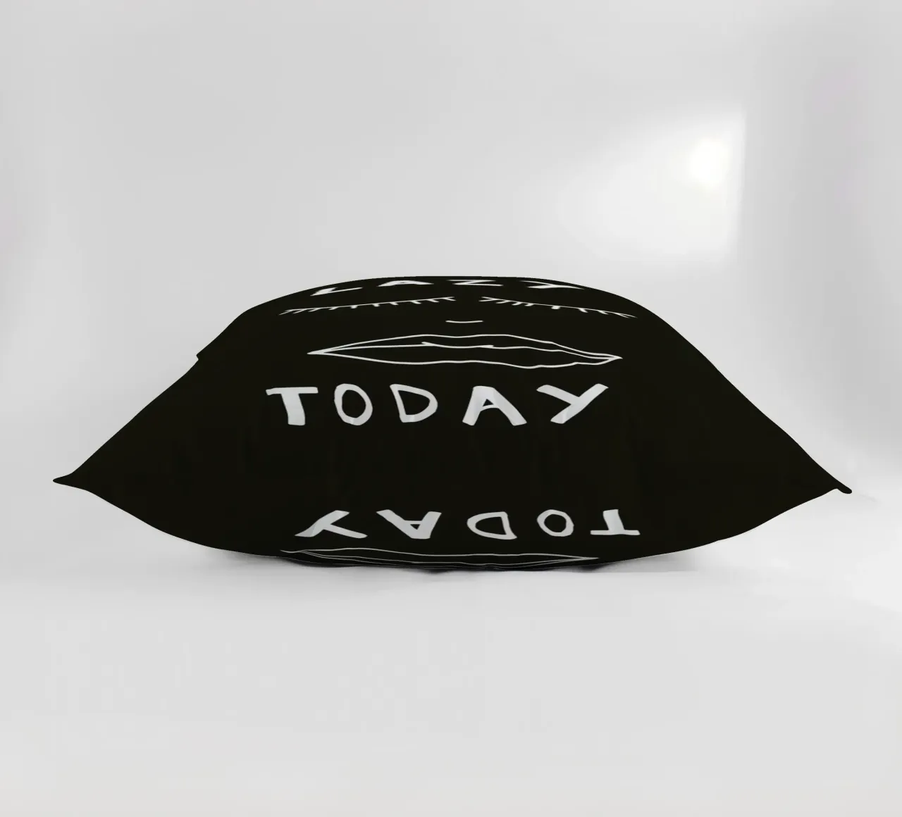 Lazy Today Kissen von Vasare Nar