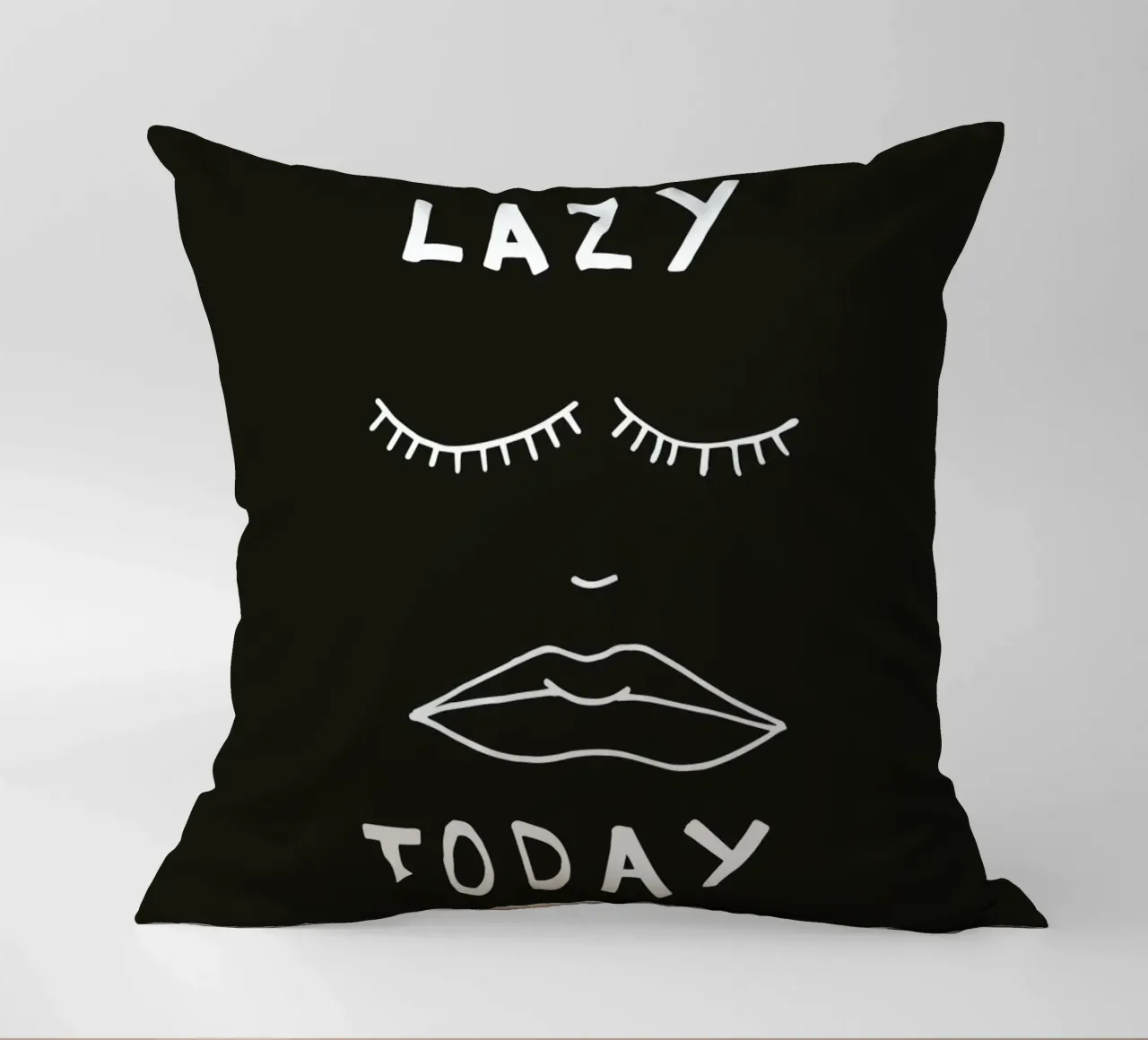 Lazy Today Kissen von Vasare Nar