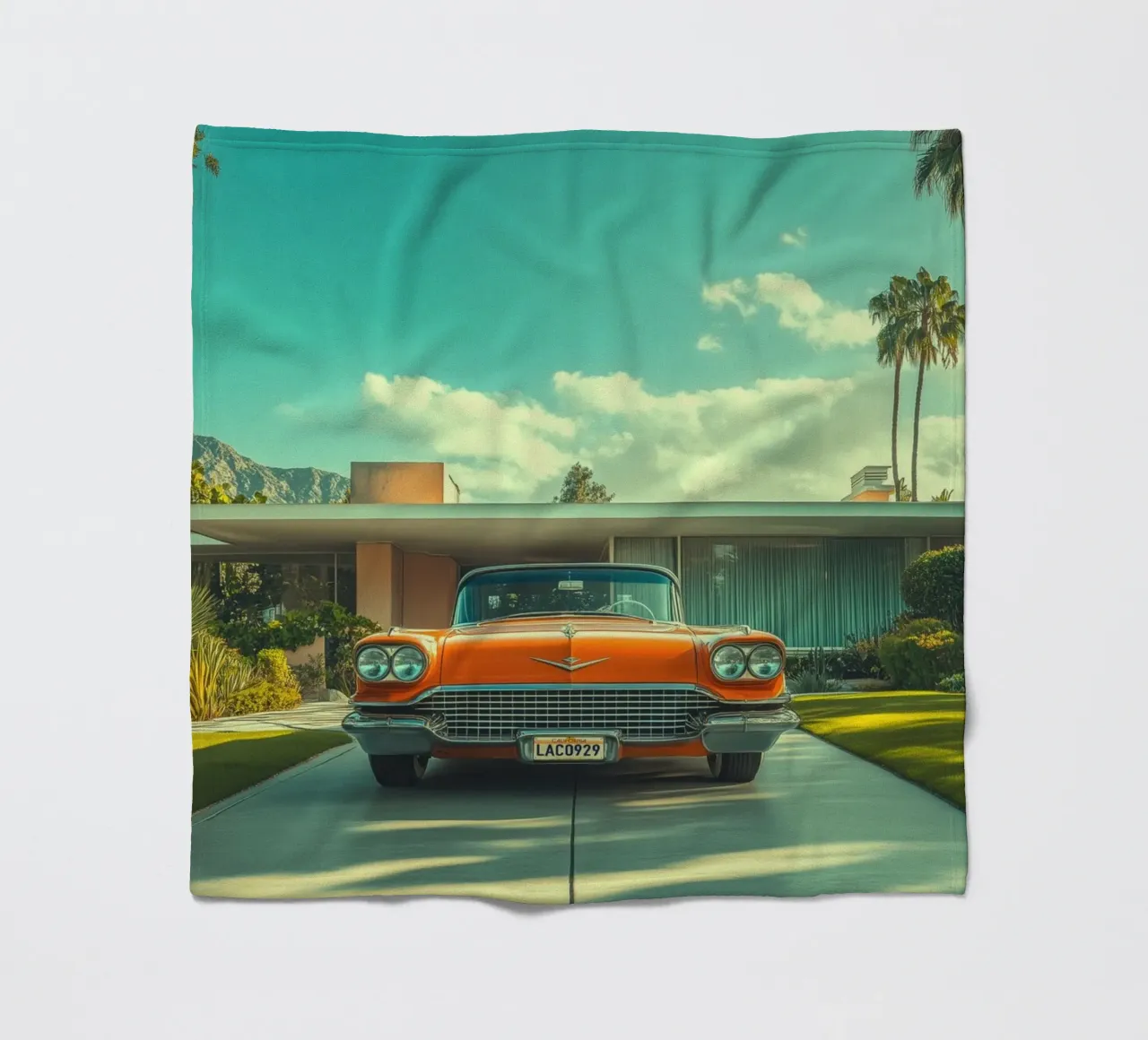 Cadillac Klassischer arancione di metà secolo coperta in pile da Carinaprint