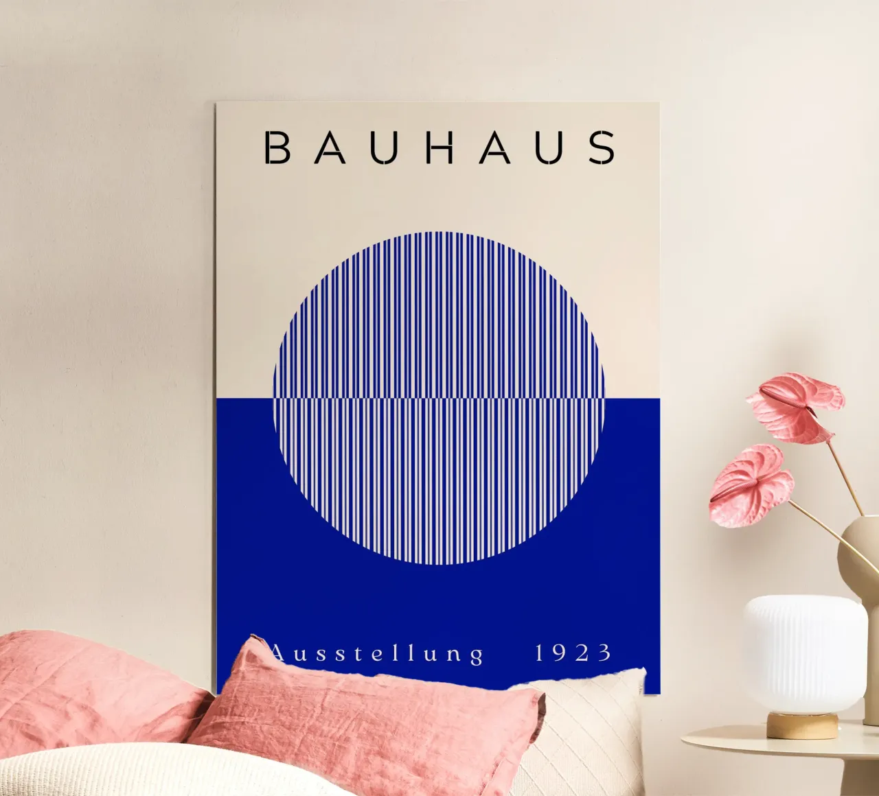 Cerchi Bauhaus blu poster con telaio in alluminio da Whole©