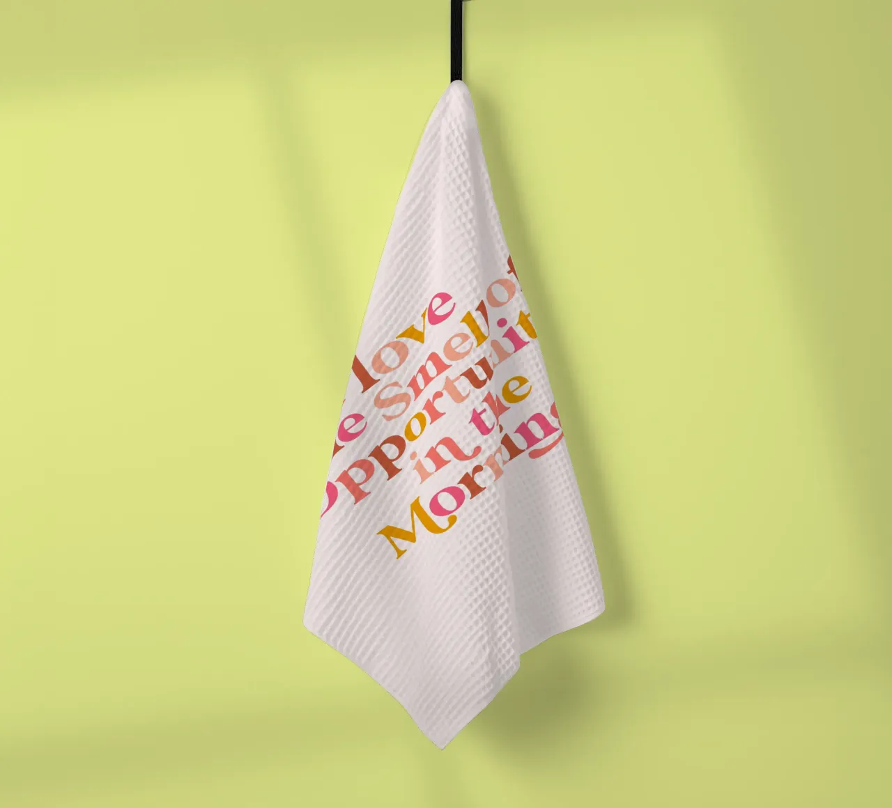 Das optimistische Morgenzitat - Pastellrosa Pfirsichfarbener Ocker Geschirrtuch von Dominique Vari Words