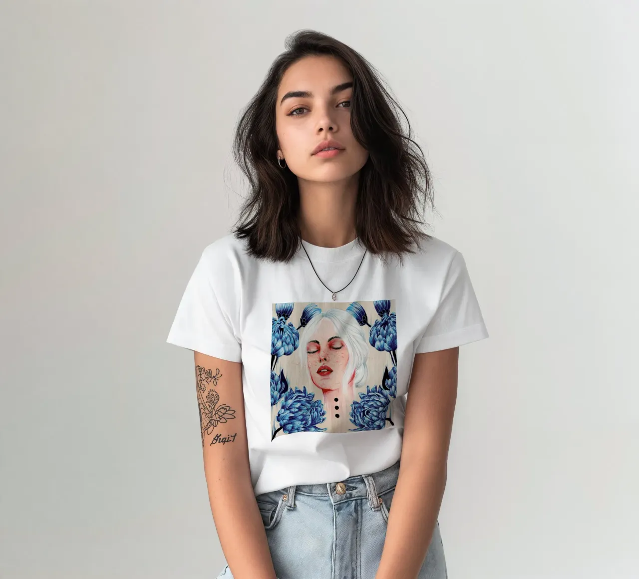 One With Me 1 t-shirt da The White Deer