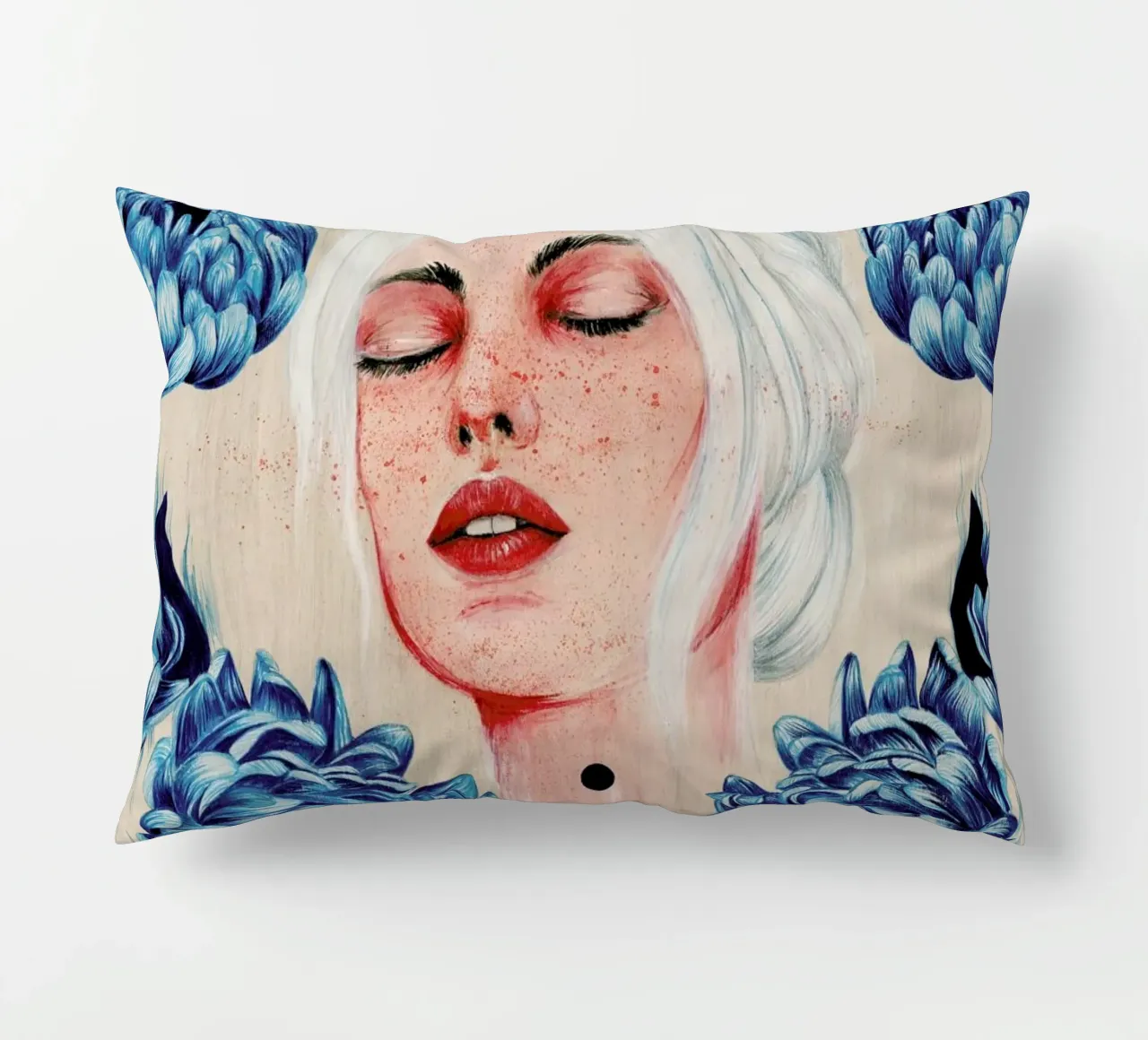 One With Me 1 cuscino da The White Deer