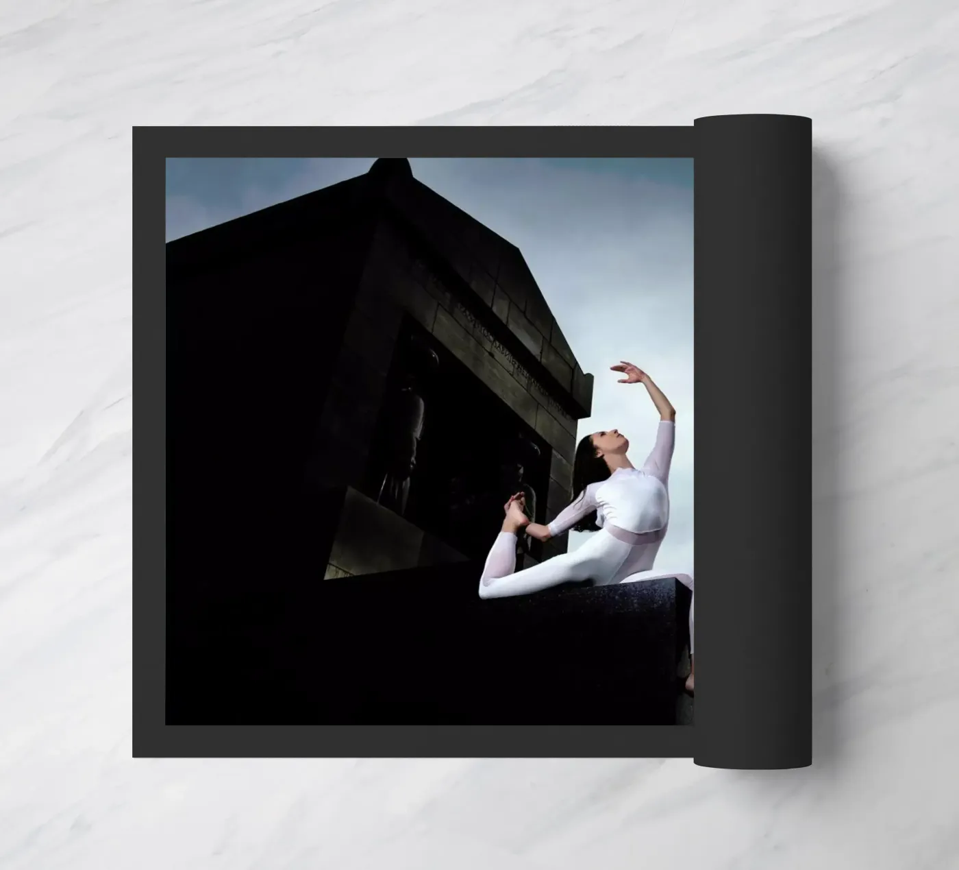 Belgrade #1 deurmat van The Urban Yoga