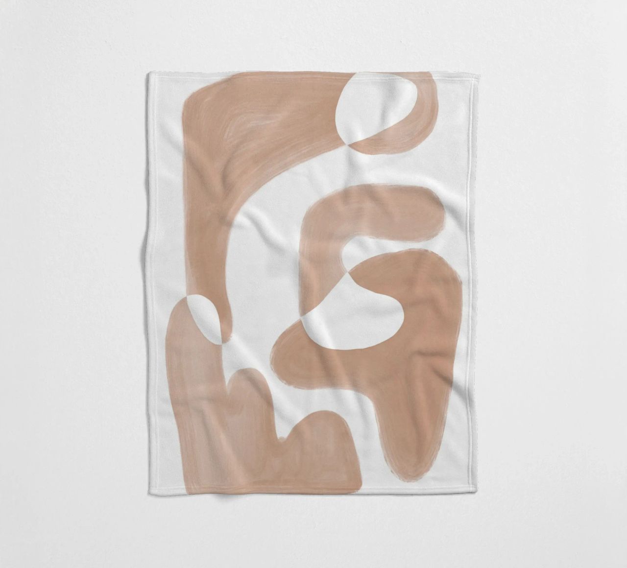 Abstrakte braune geschwungene Formen Fleecedecke von Melloi Art Print