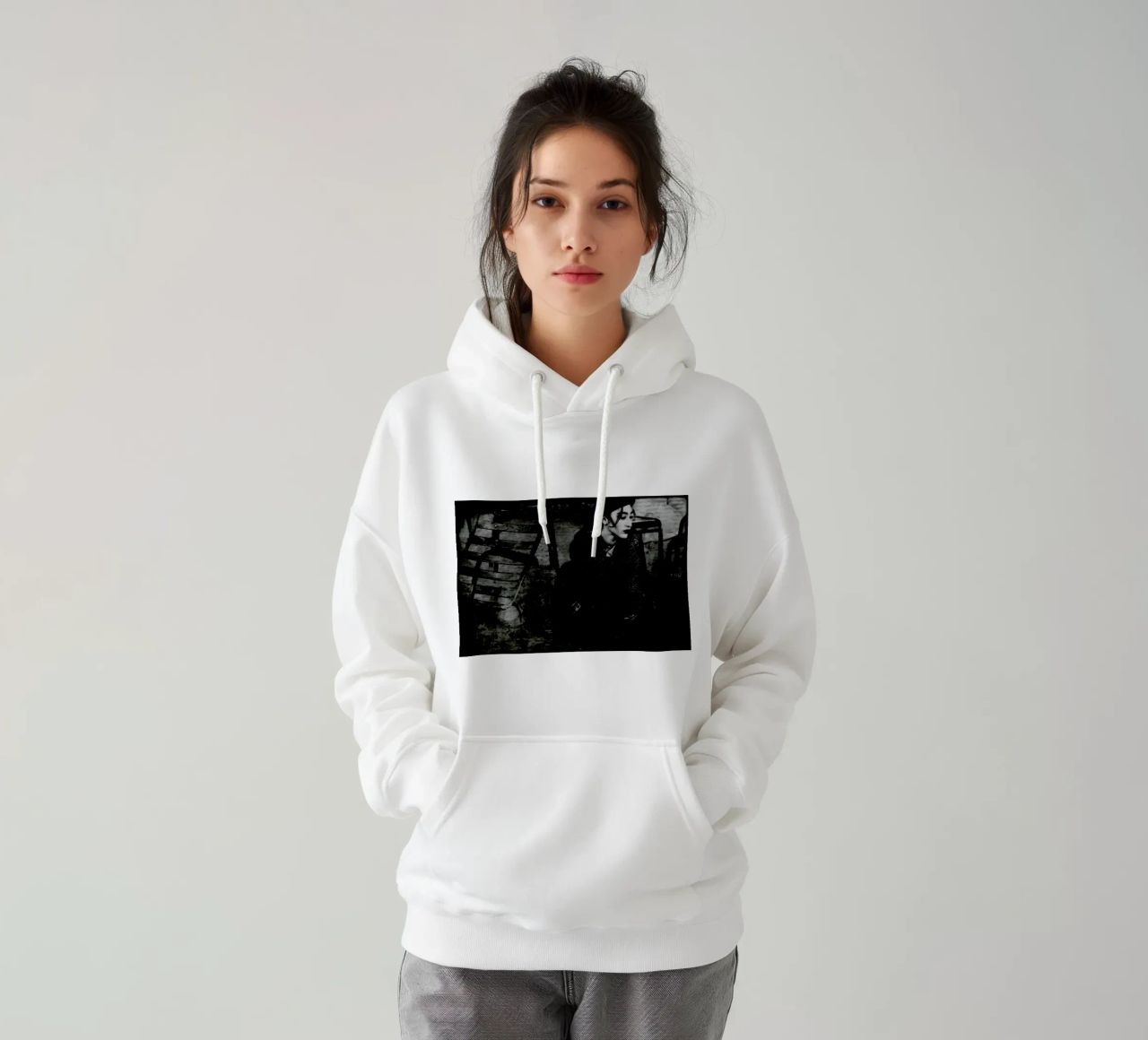 Insecure felpa con cappuccio da Sophie Etchart