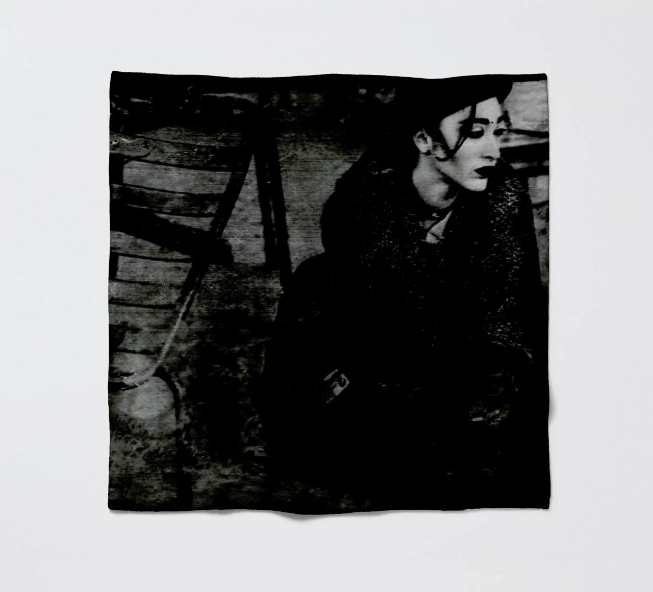Insecure coperta in pile da Sophie Etchart