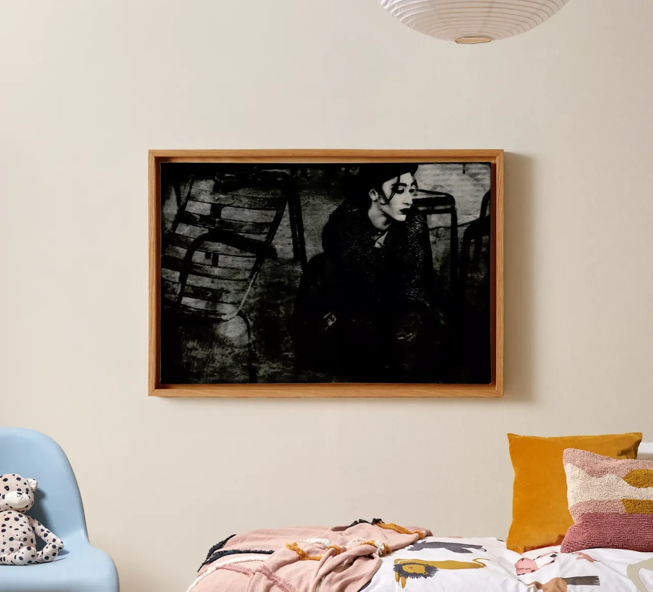 Insecure canvas by Sophie Etchart