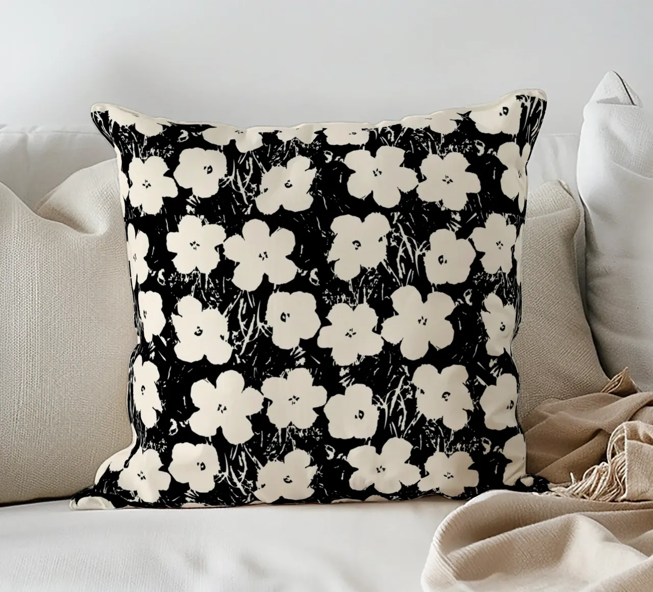 Matisse, motivo floreale in bianco e nero cuscino da Whole©