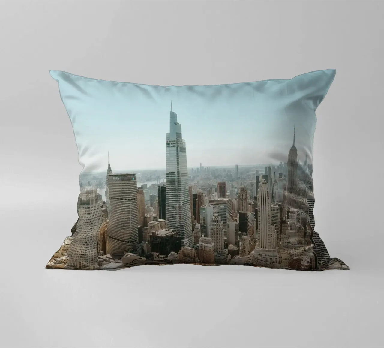 Manhattan Skyline View cuscino da thetraveller