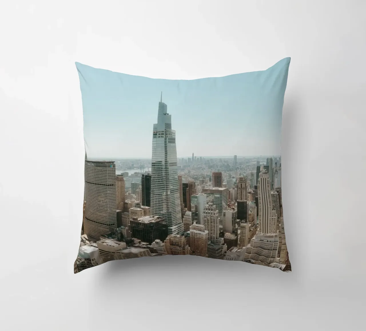 Manhattan Skyline View cuscino da thetraveller