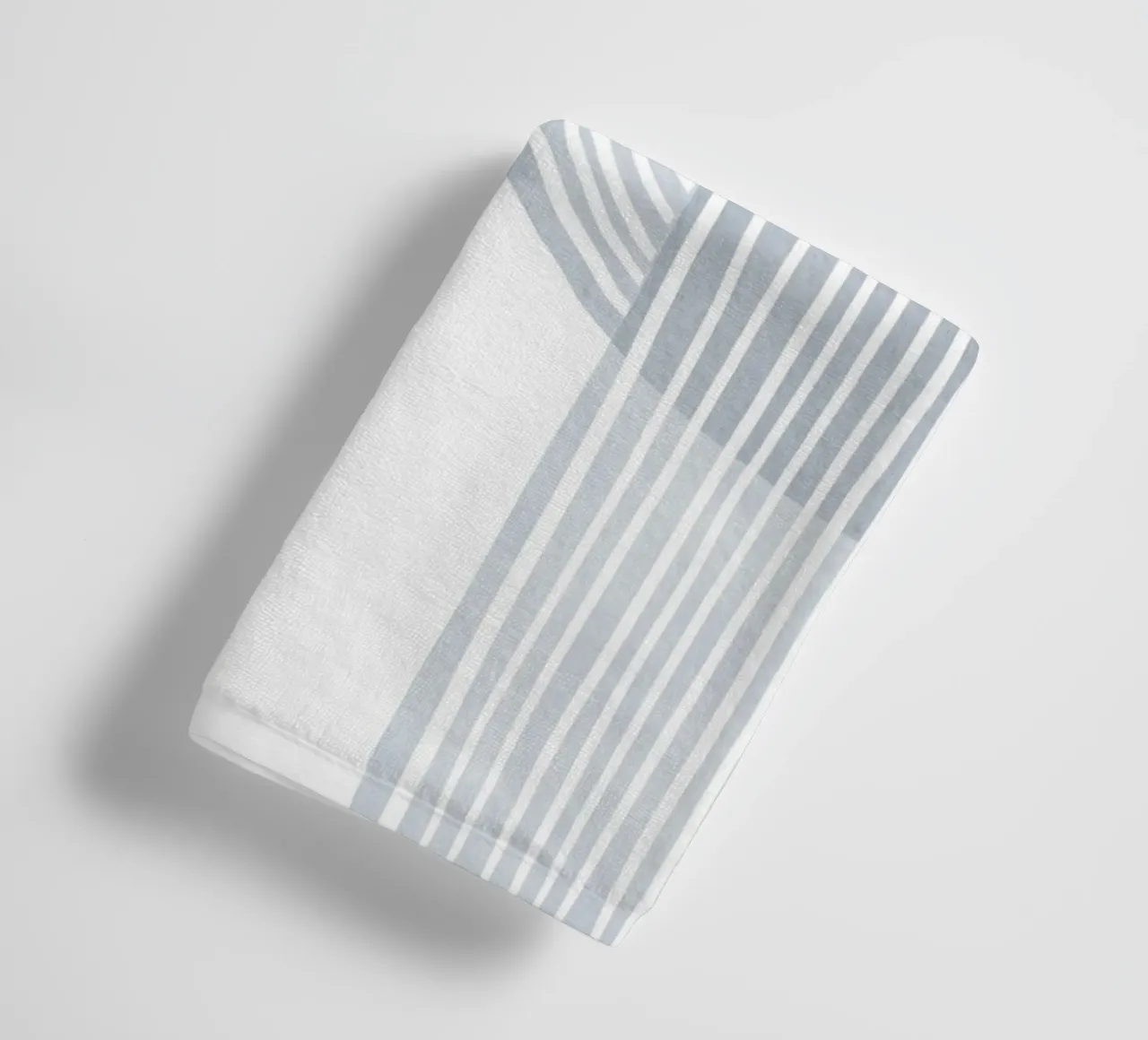 Linee monocromatiche minimaliste asciugamano da bagno da Melloi Art Print