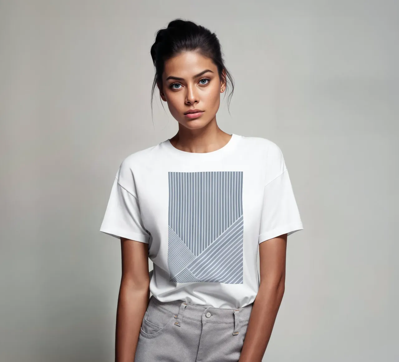 Geometrico a righe bianche e azzurre t-shirt da Melloi Art Print
