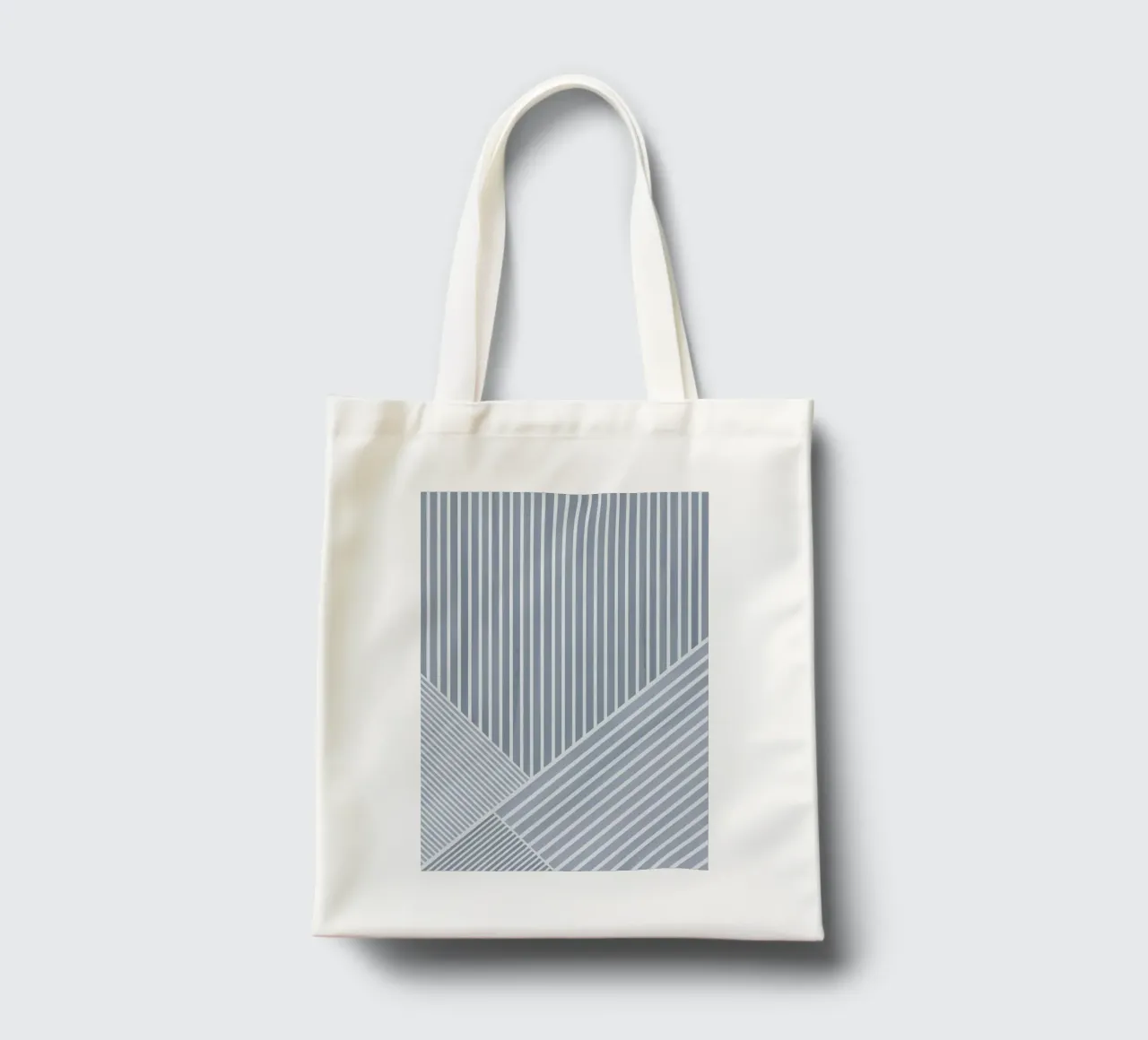 Geometrico a righe bianche e azzurre borsa in juta da Melloi Art Print