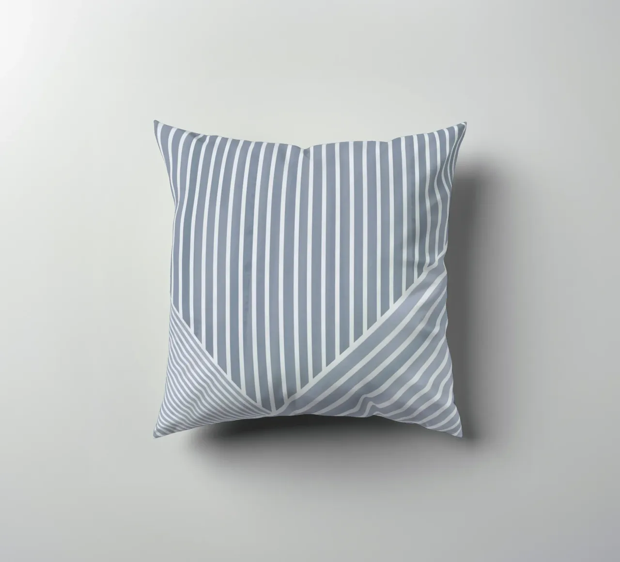 Geometrico a righe bianche e azzurre cuscino da Melloi Art Print