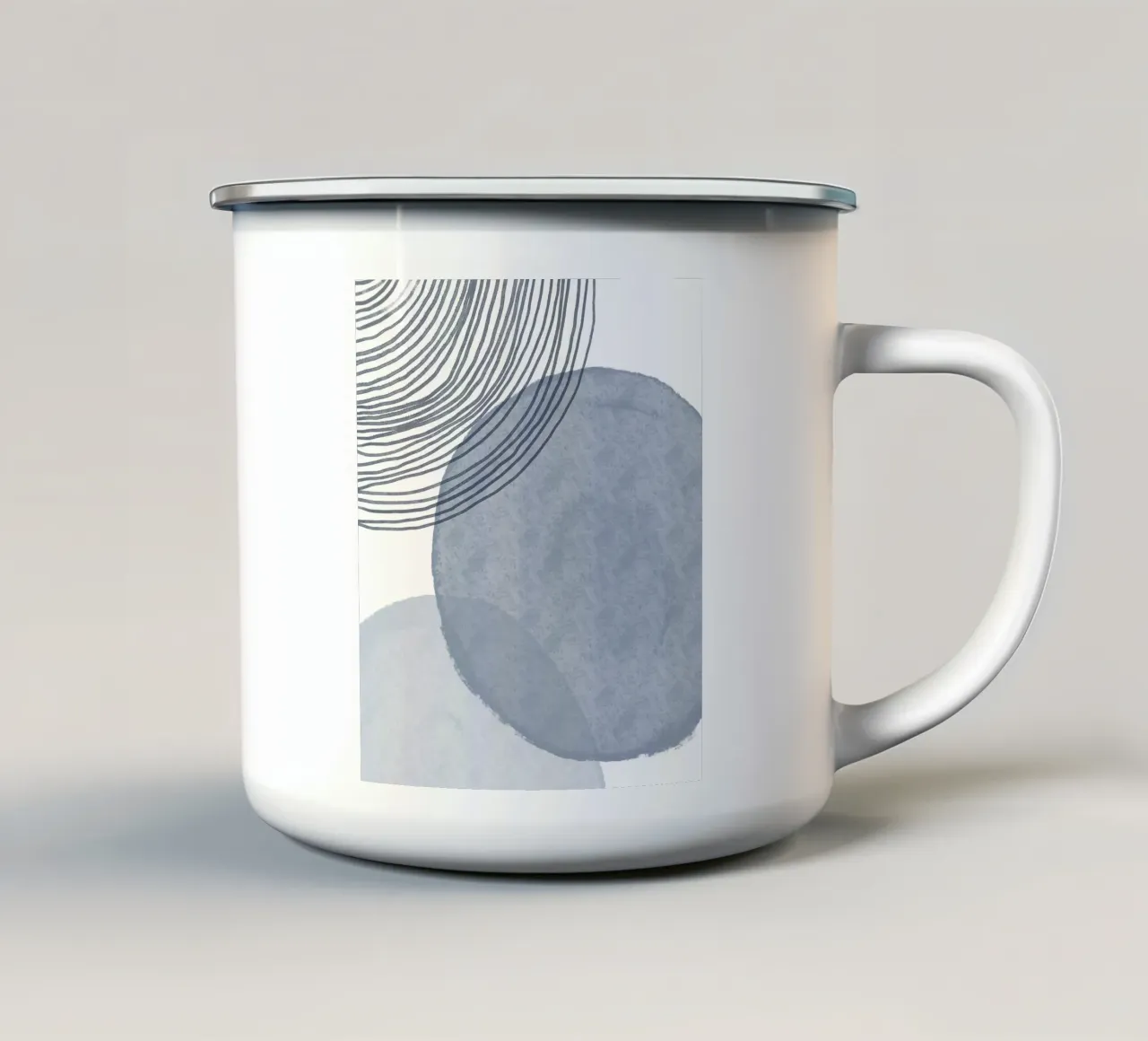 Cerchi astratti blu e grigi tazza in smalto da Melloi Art Print