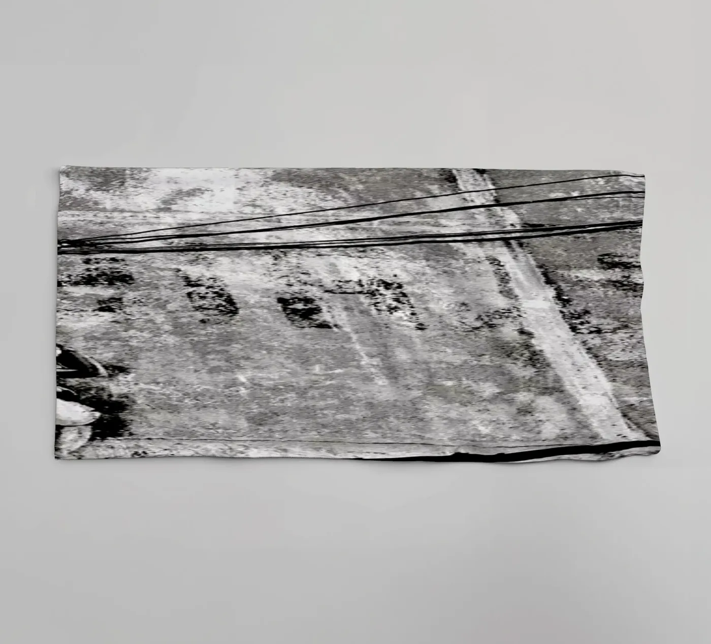Lovers Alive towel by Sophie Etchart