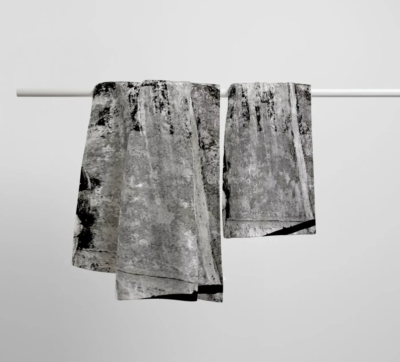 Lovers Alive towel by Sophie Etchart