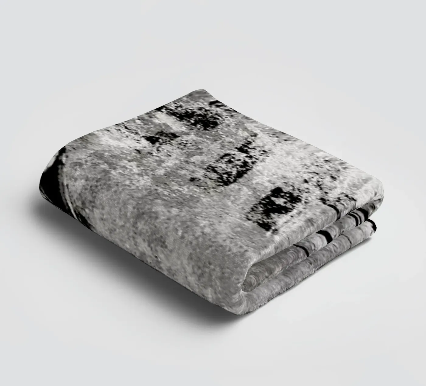 Lovers Alive towel by Sophie Etchart