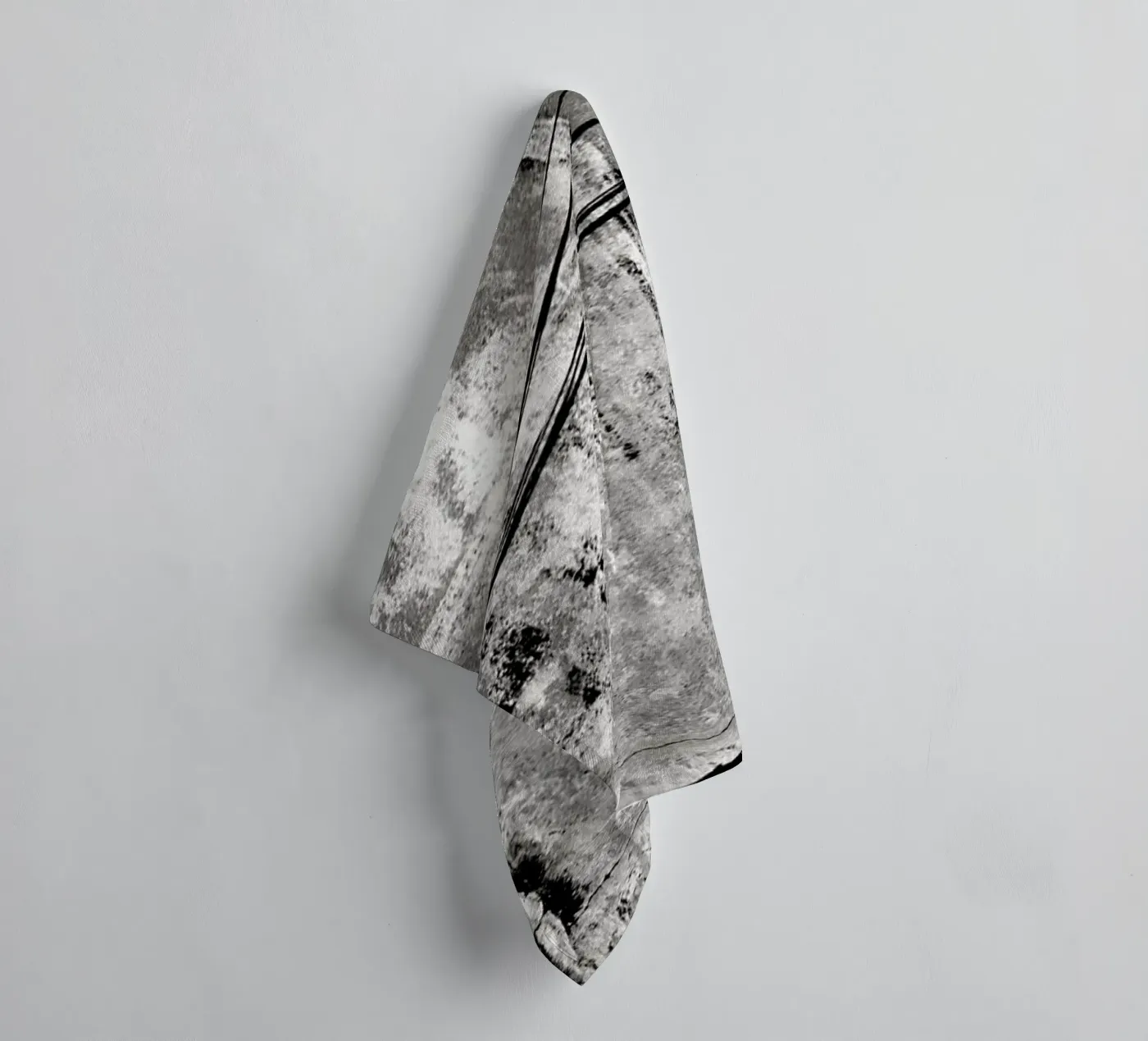 Lovers Alive towel by Sophie Etchart