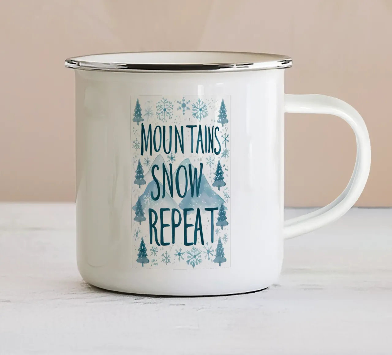 Mountains Snow Repeat No 1 emaille mok van treechild